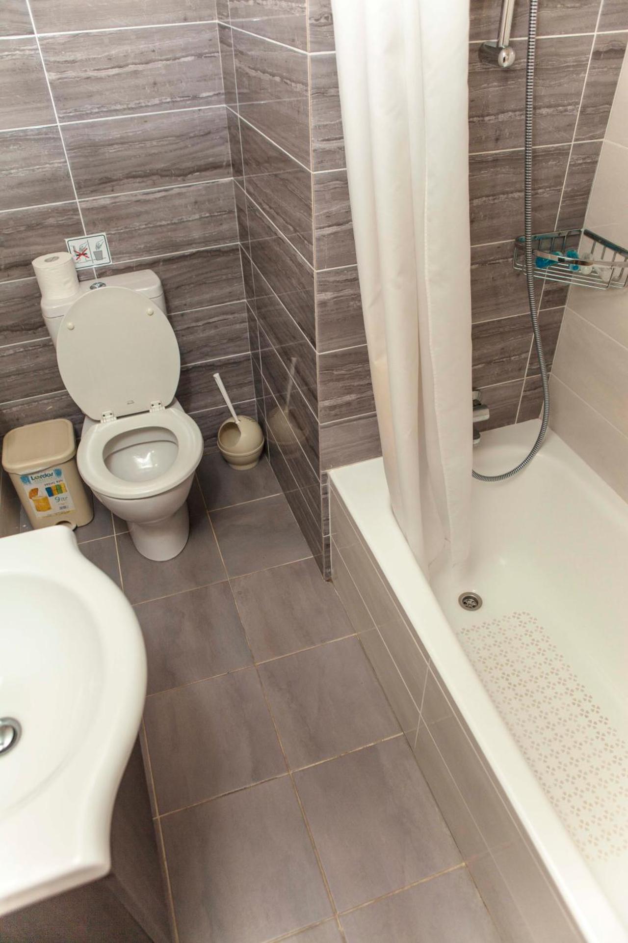 Helios Bay Hotel and Suites - Photo 14