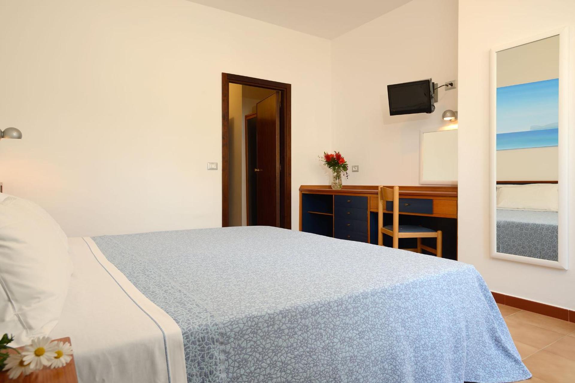 Hotel Oasis - Photo 74