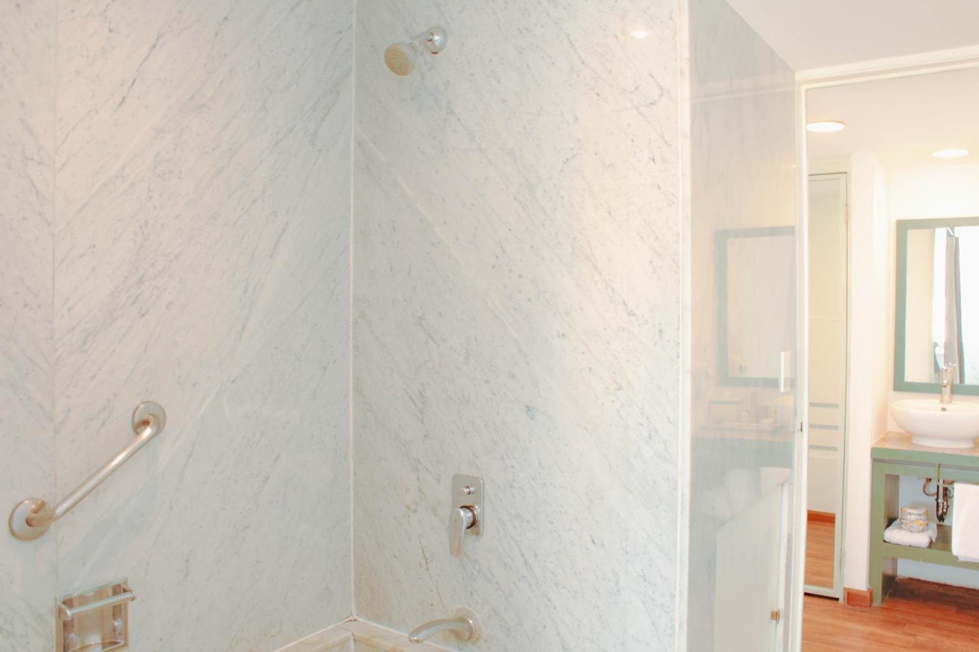 Hotel Fontan Reforma Centro Historico - Photo 43