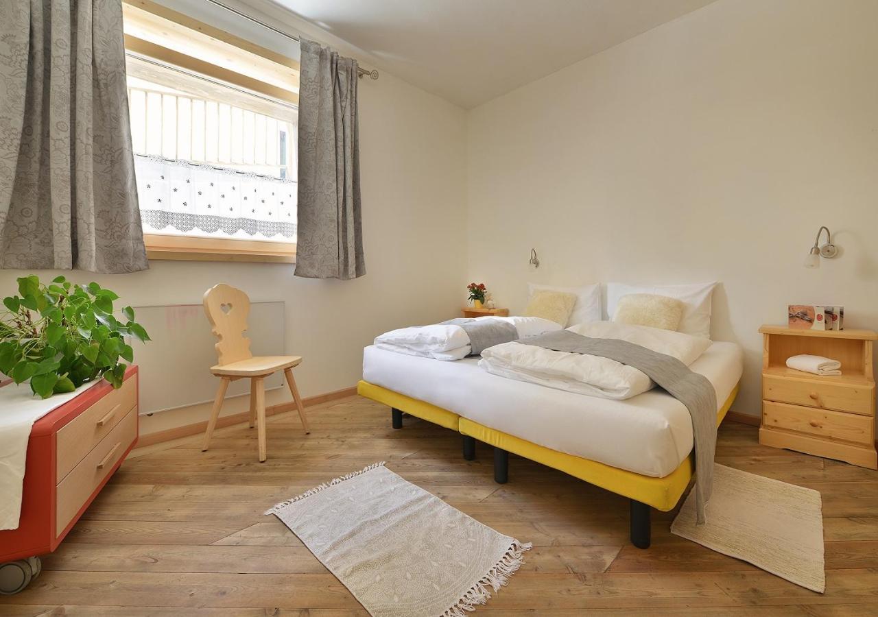 One-Bedroom Apartment - Photo 3