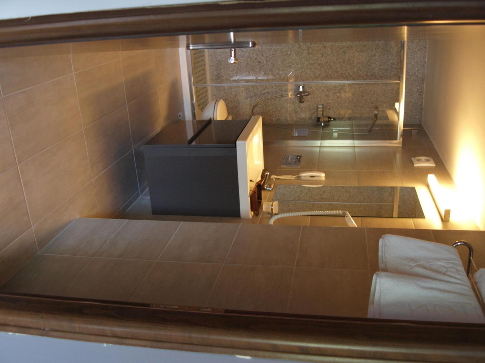 Triton Boutique Hotel - Photo 85