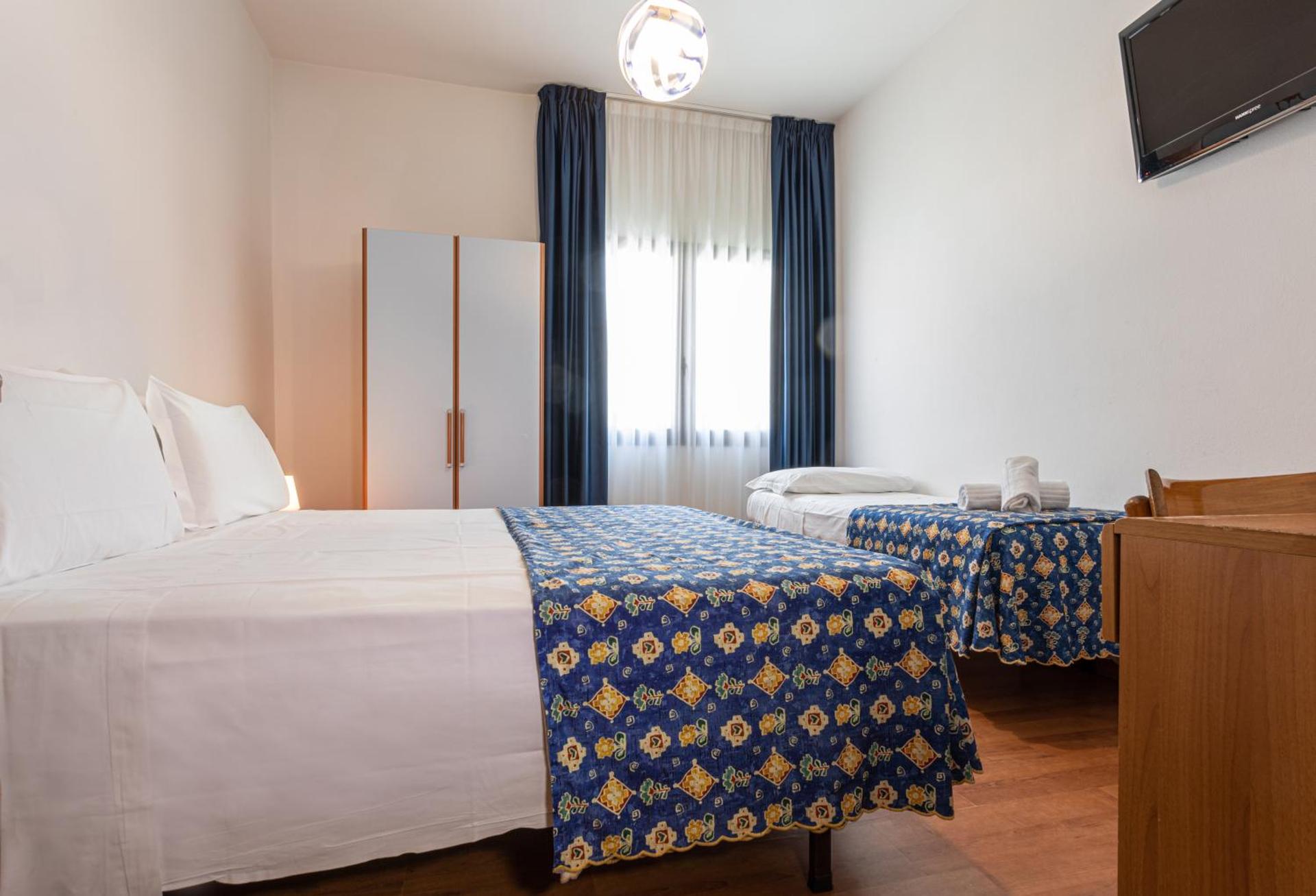 Hotel Diana - Photo 50