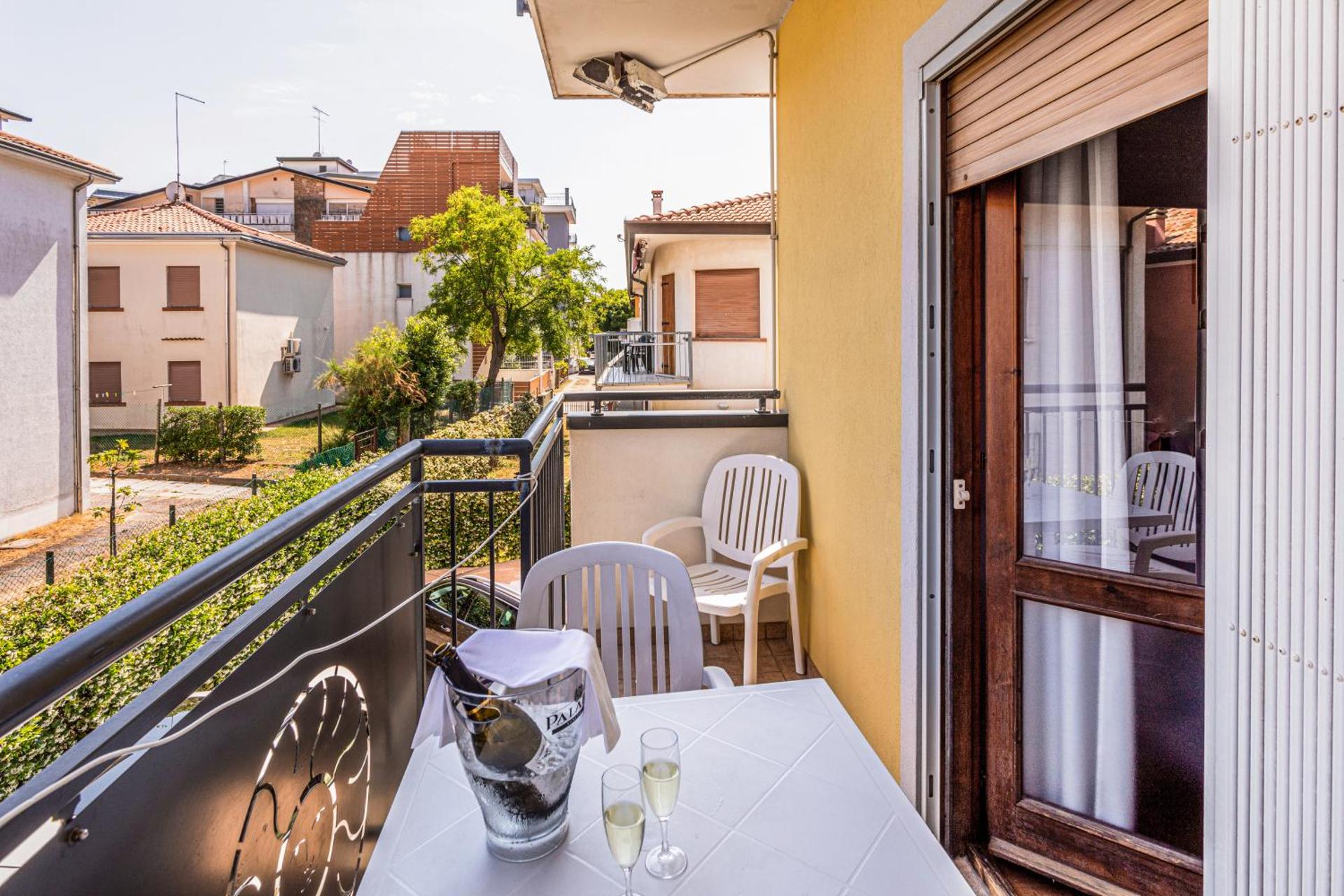 Hotel Diana - Photo 27