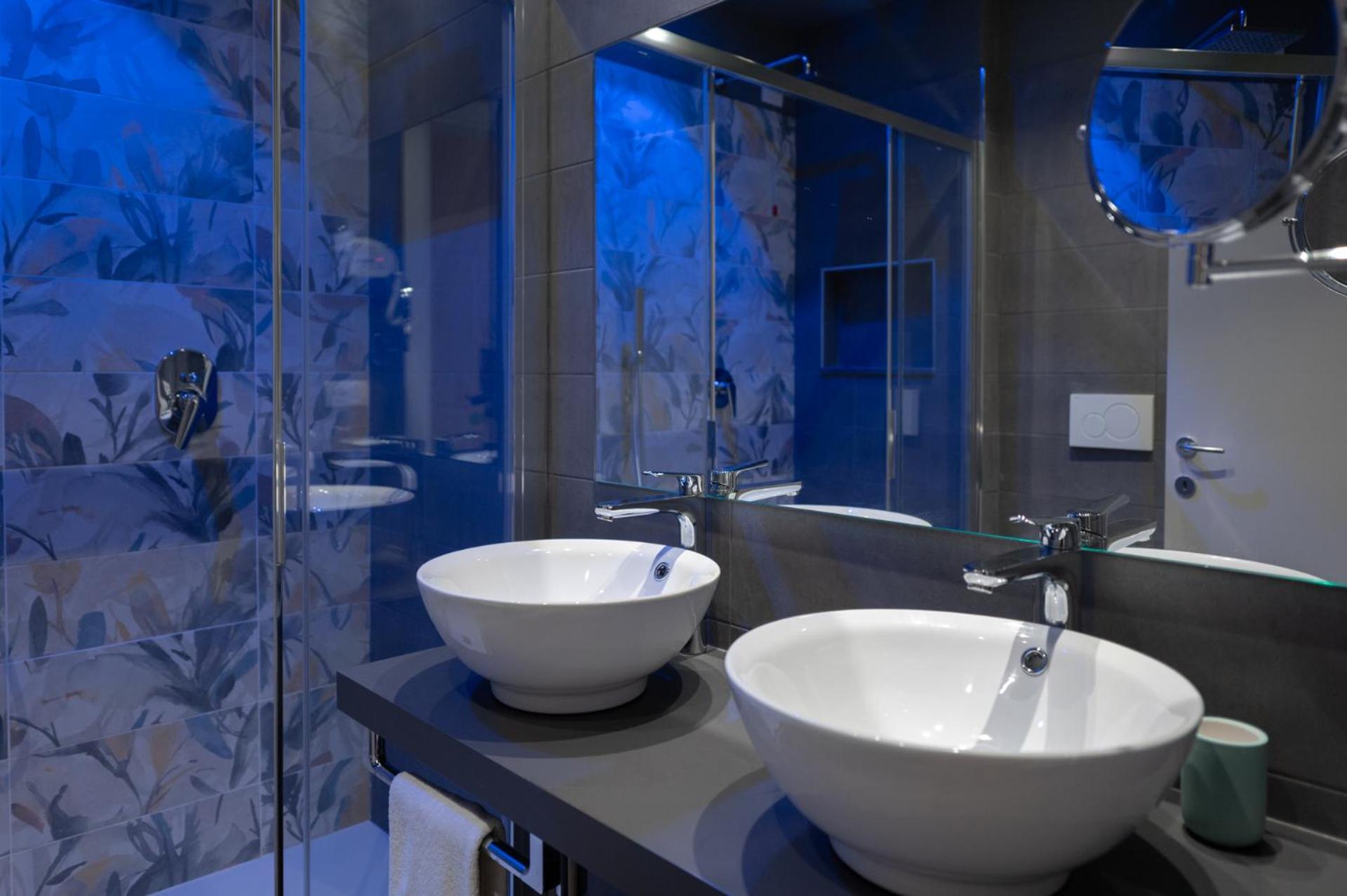 Hotel Monte Rosa - Photo 233