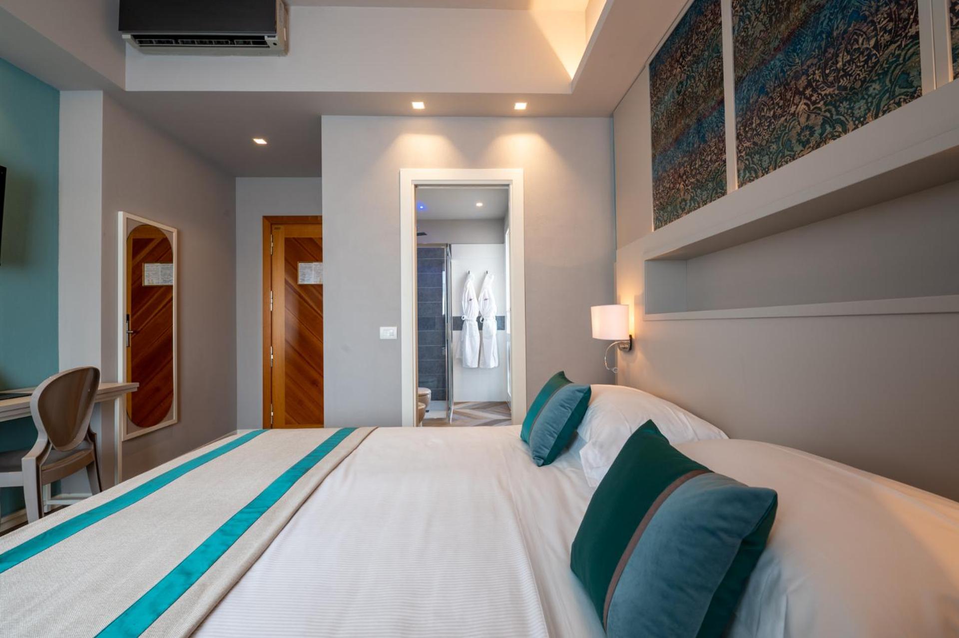Hotel Monte Rosa - Photo 83