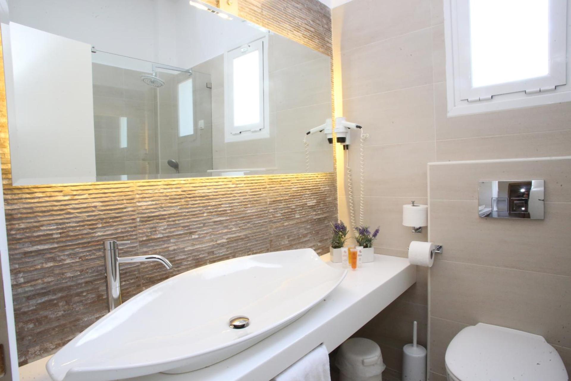 Hotel Benois - Photo 4