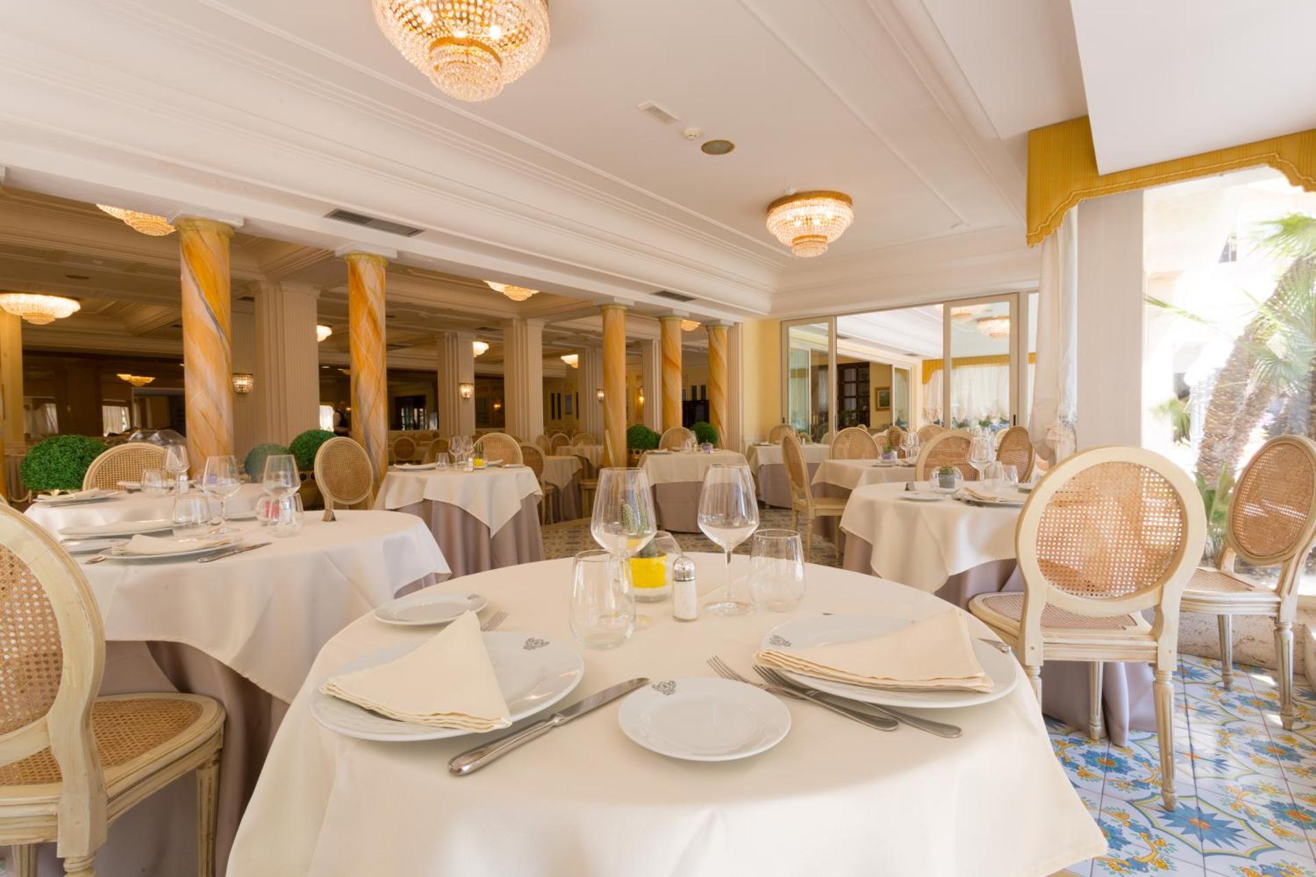 Hellenia Yachting Hotel & SPA - Photo 56