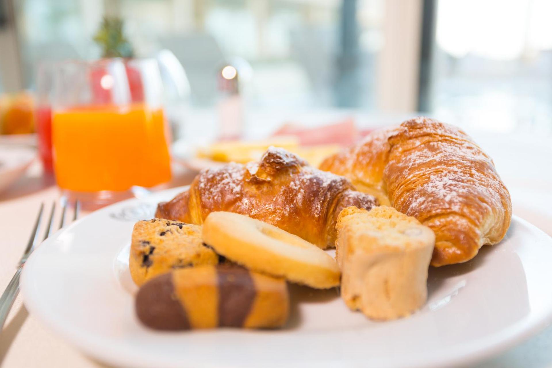 Hellenia Yachting Hotel & SPA - Photo 14