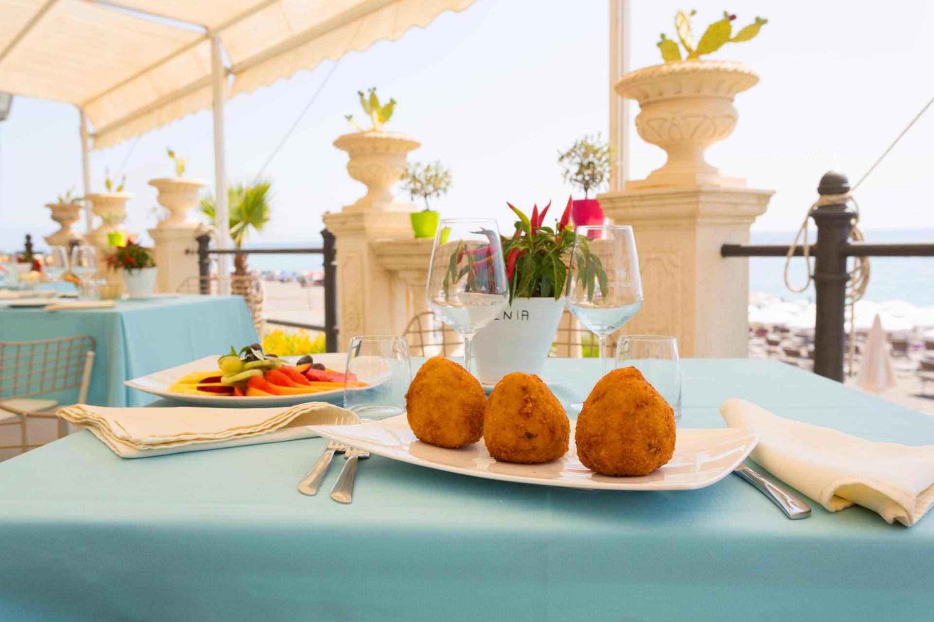 Hellenia Yachting Hotel & SPA - Photo 17