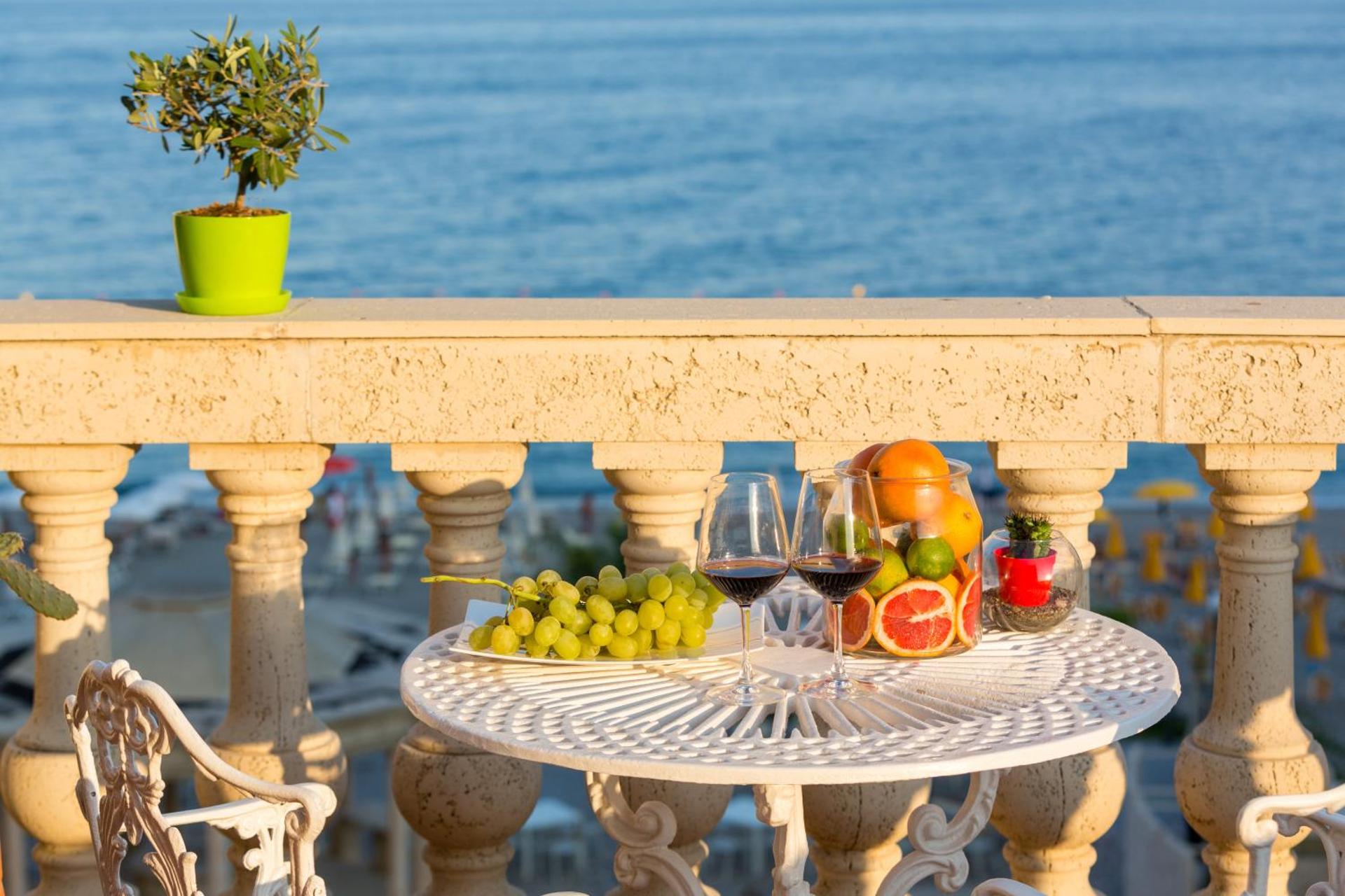 Hellenia Yachting Hotel & SPA - Photo 21