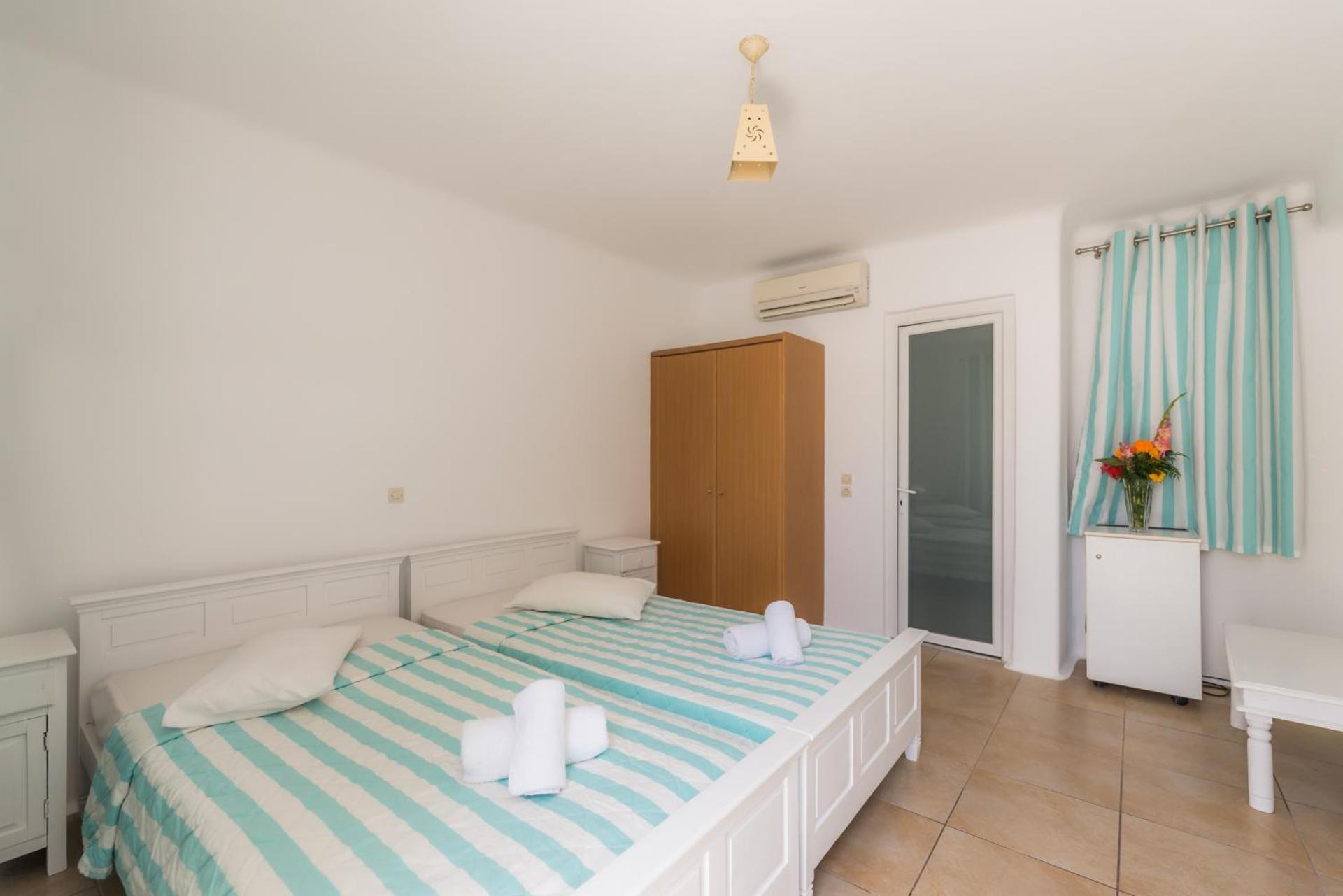 Paradise Beach Resort - Photo 17