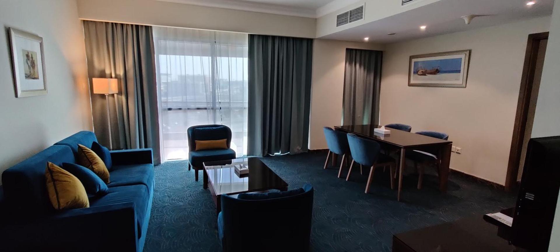 City Seasons Hotel Dubai - Photo 54