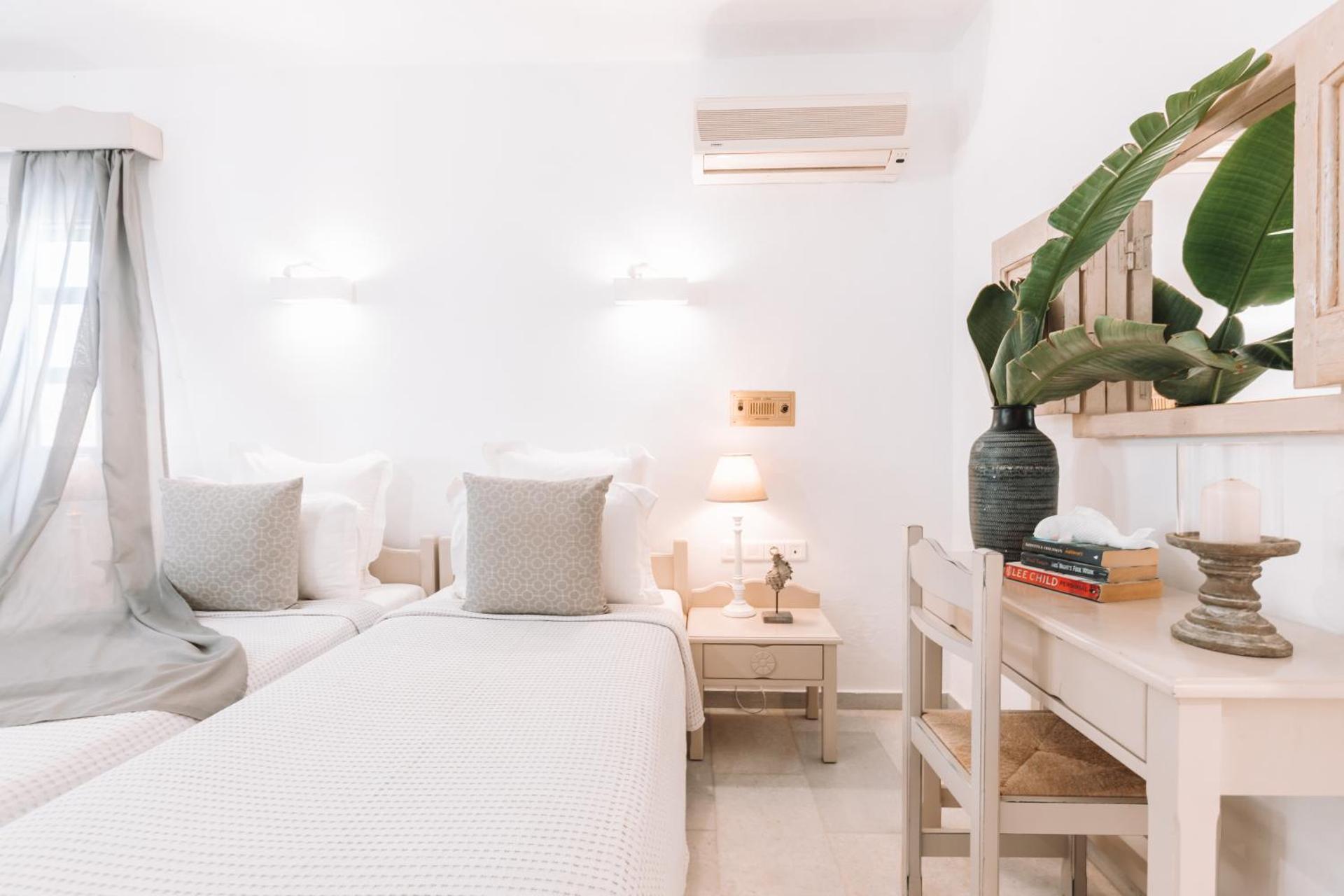 Athina Studios and Suites Plaka - Photo 15