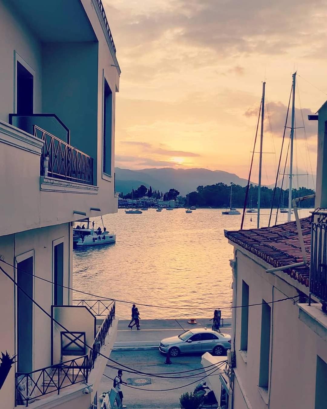 The Manessi City Boutique Hotel - Photo 37