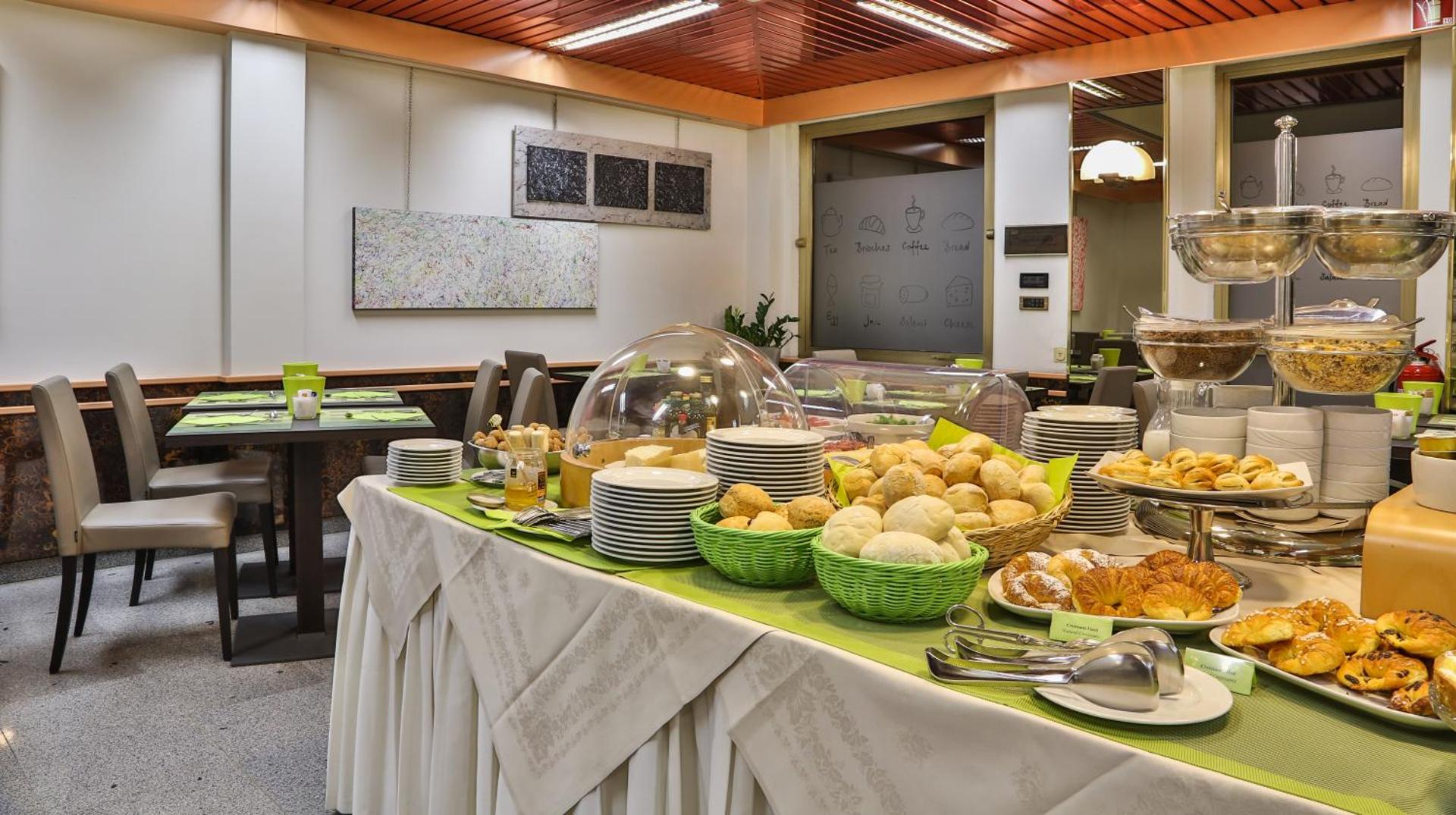 Hotel Astoria Sure Hotel Collection By Best Western - Photo 18