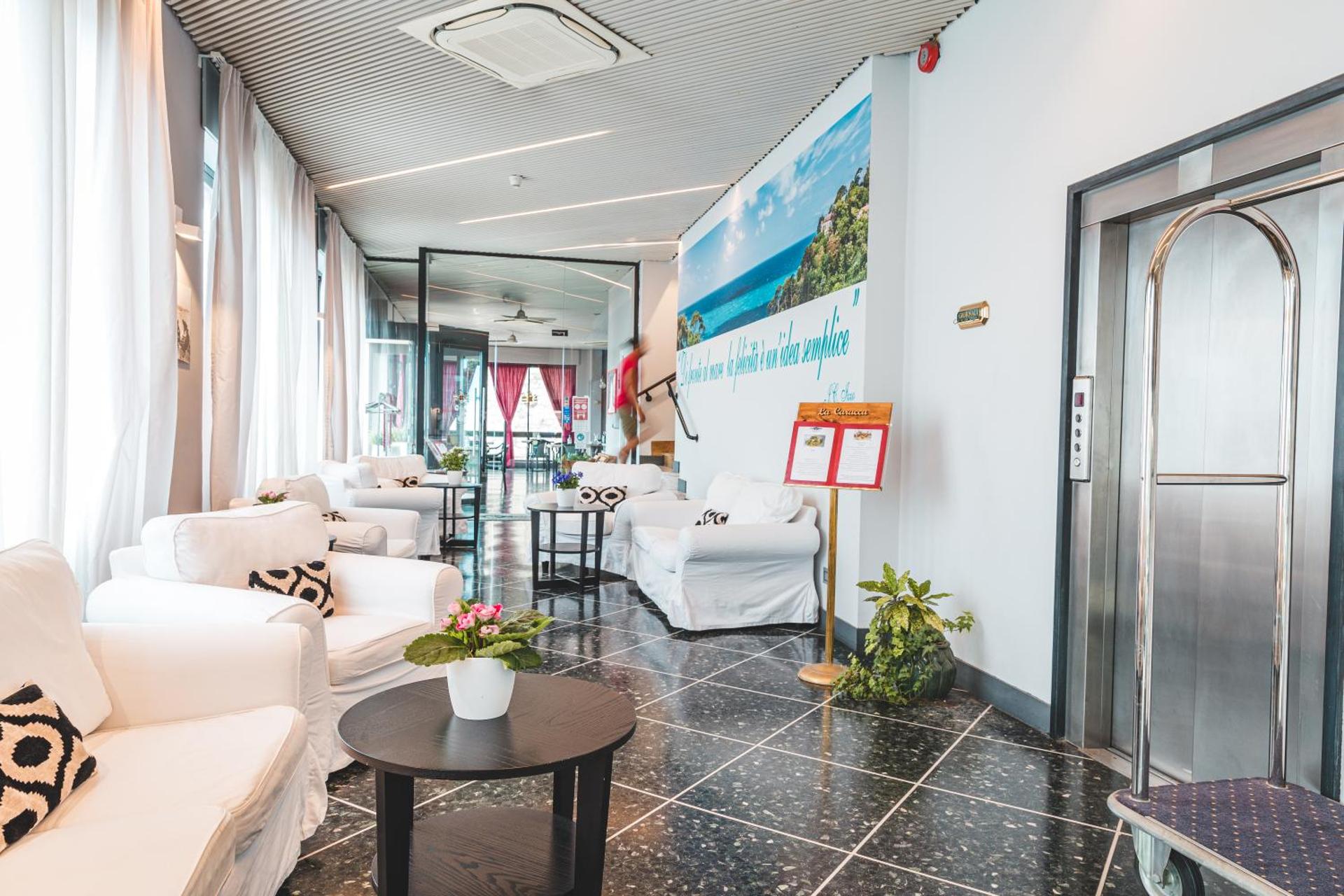 Hotel Santa Maria - Photo 32