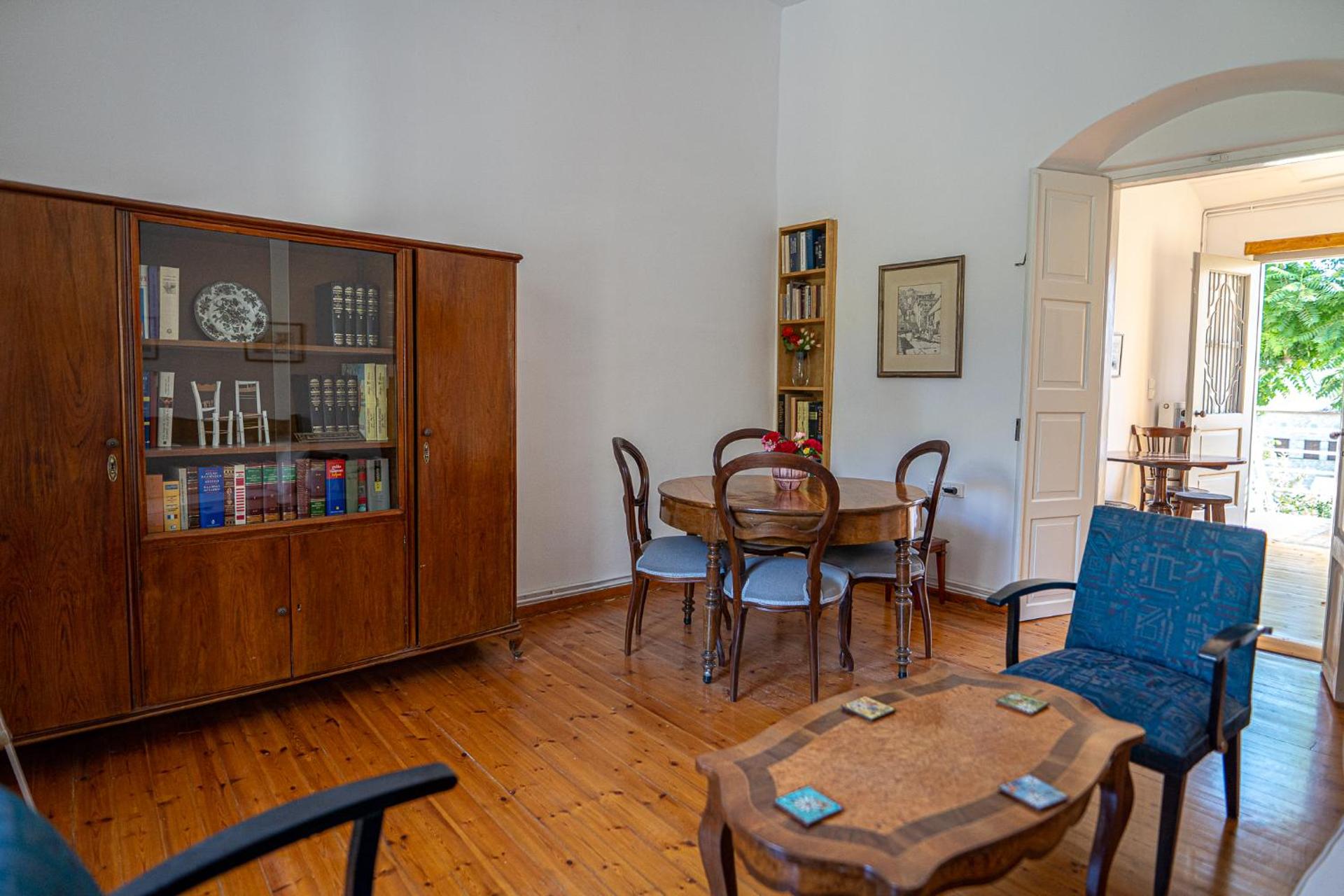 A Painter's House in Plaka - Photo 59