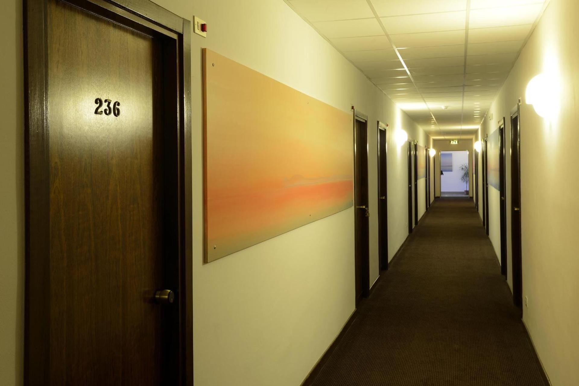 Hotel Oasis - Photo 85