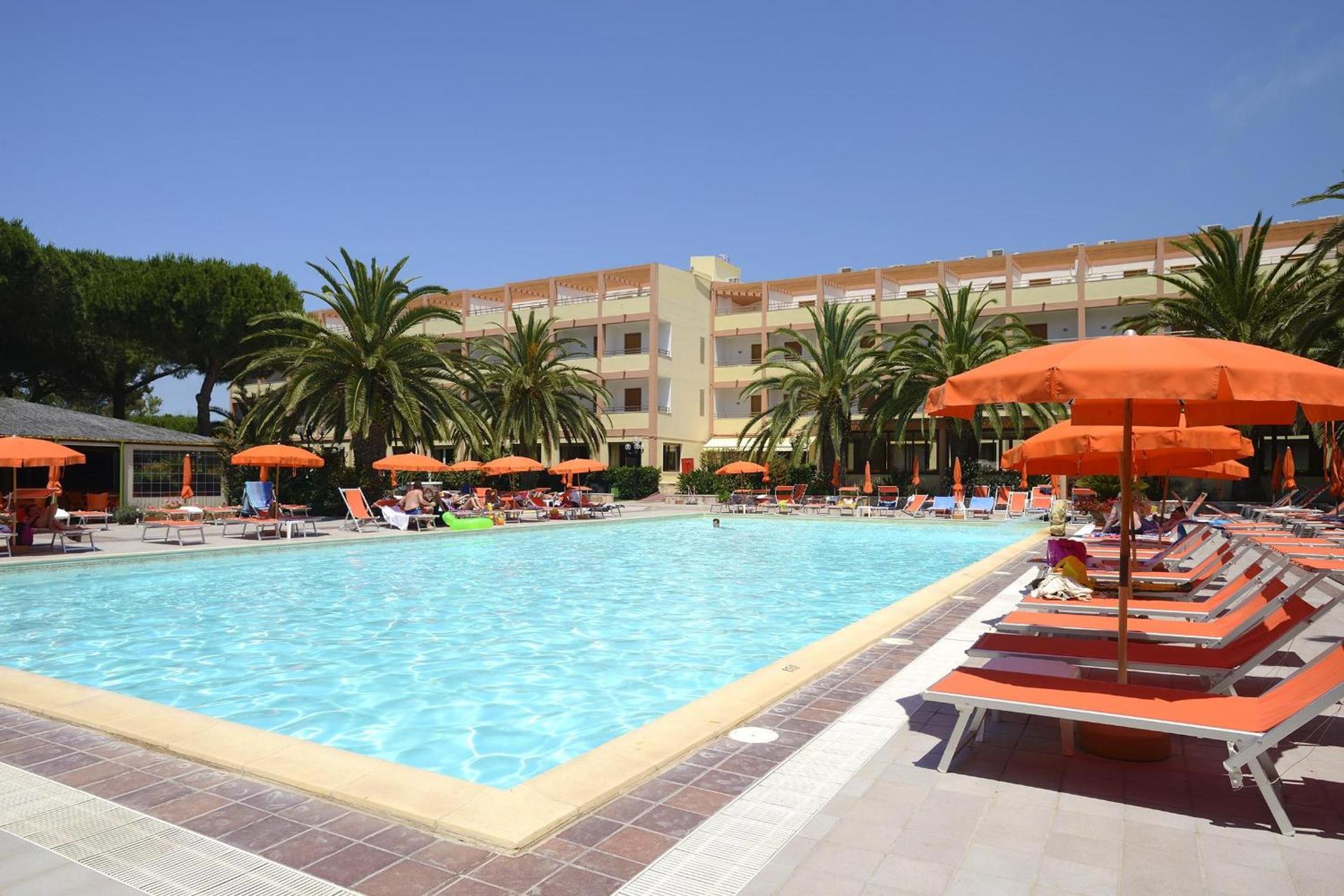 Hotel Oasis - Photo 45