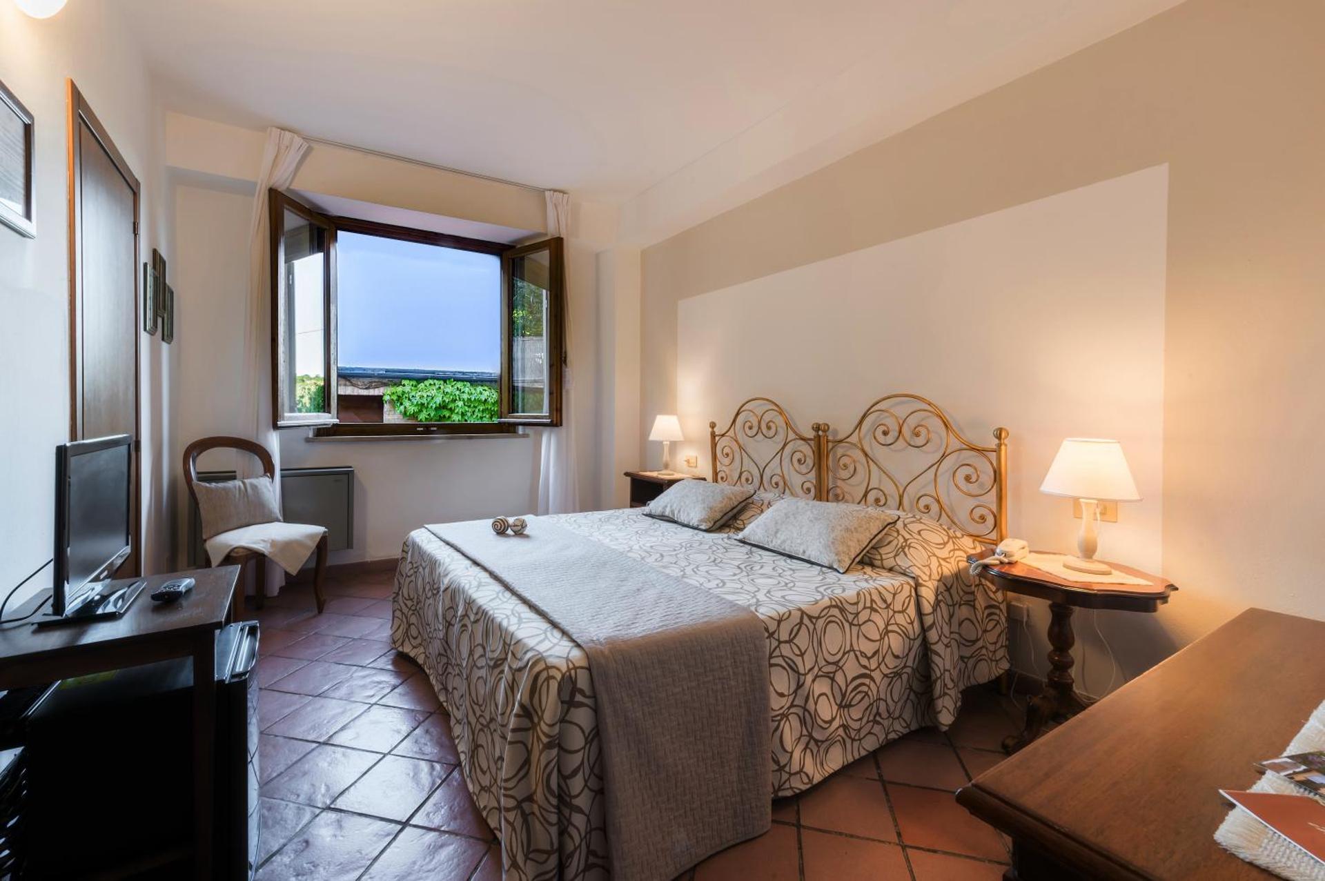 Hotel San Michele - Photo 40