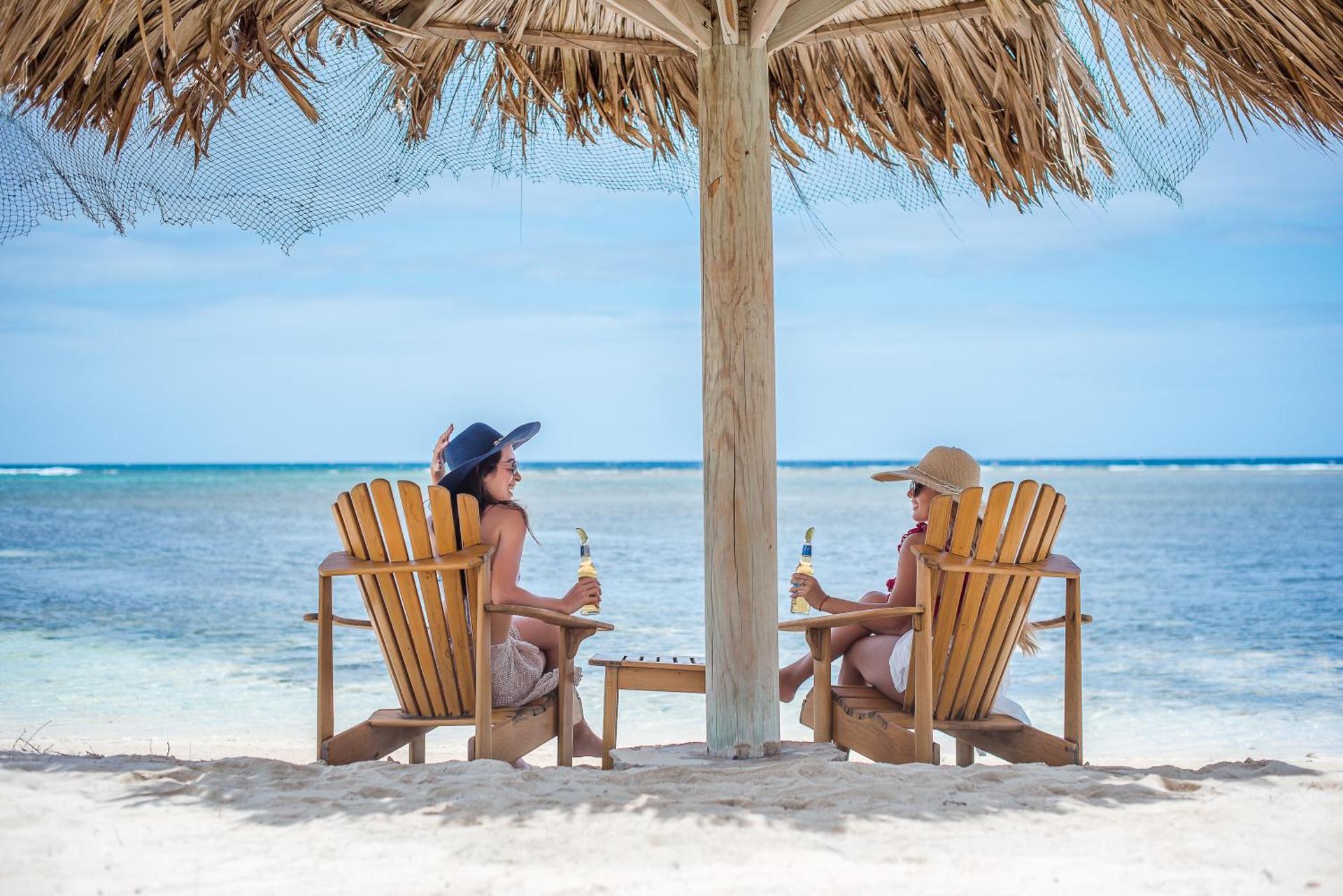 Barefoot Cay Resort - Photo 21