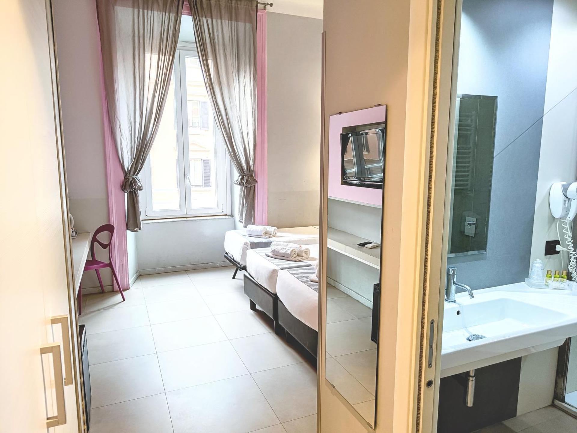 Manin Suites LT - Photo 13