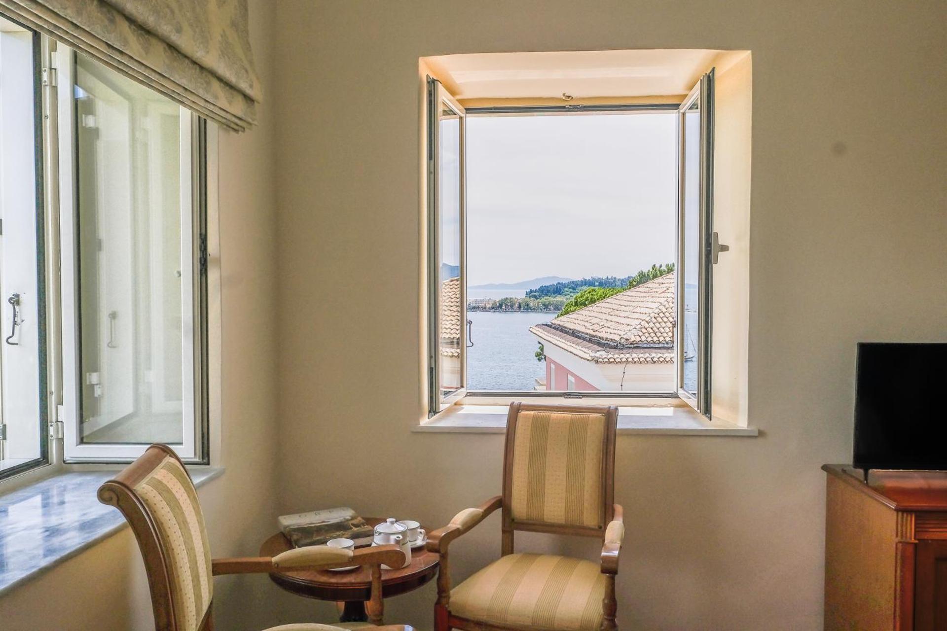 Cavalieri Hotel - Photo 8