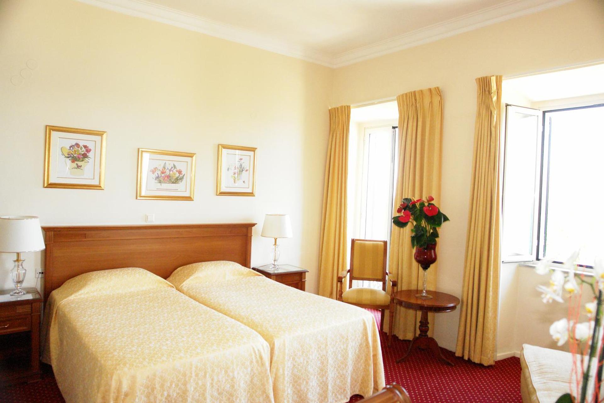 Cavalieri Hotel - Photo 17