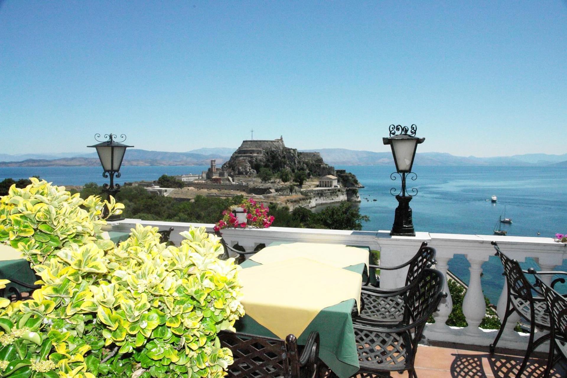 Cavalieri Hotel - Photo 71