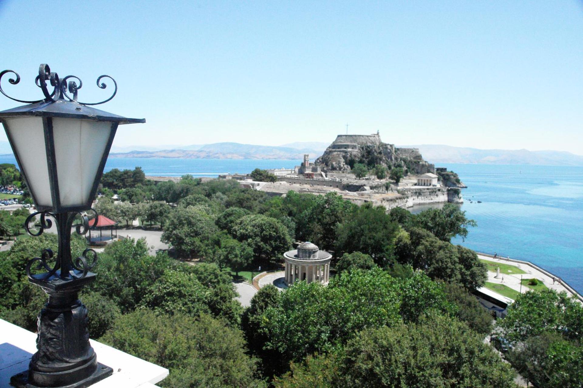 Cavalieri Hotel - Photo 83