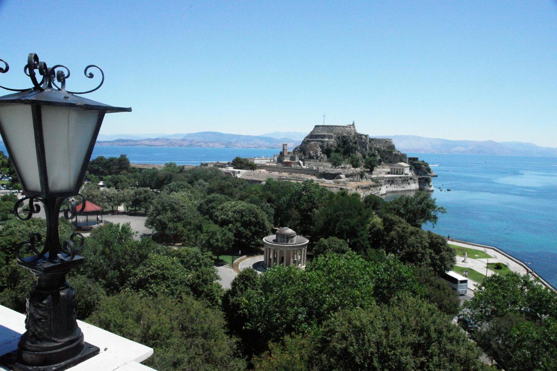 Cavalieri Hotel - Photo 81