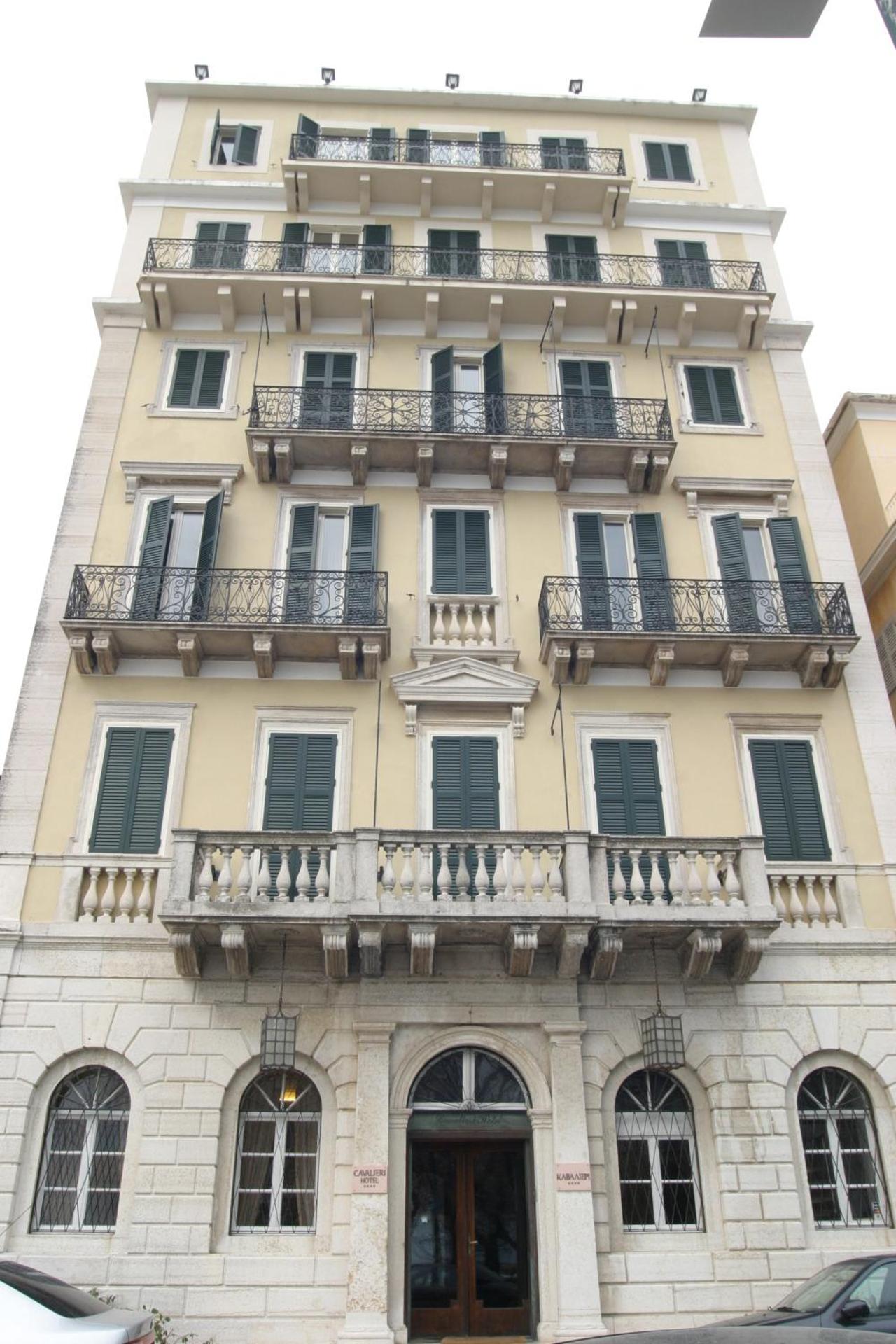 Cavalieri Hotel - Photo 86