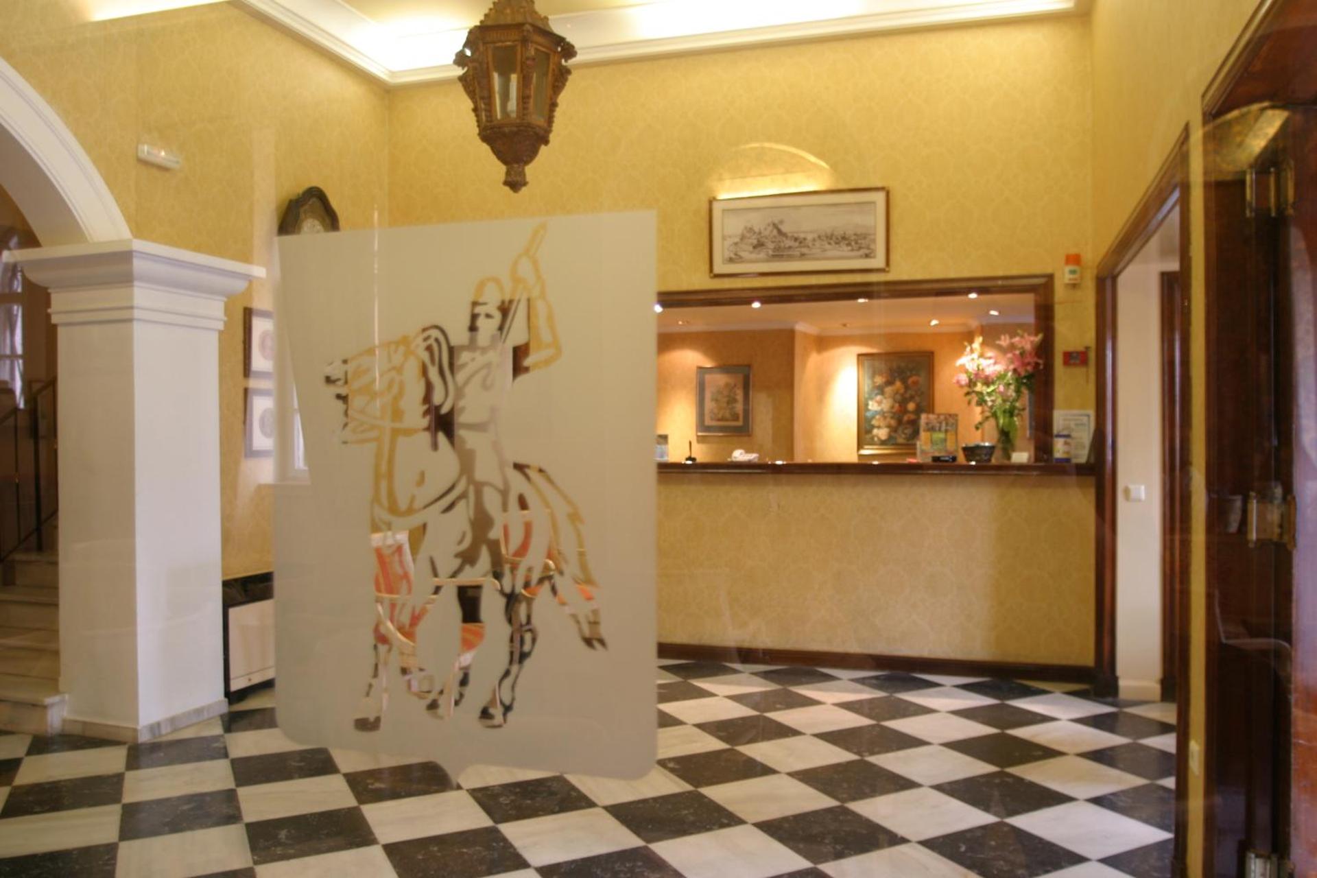 Cavalieri Hotel - Photo 84