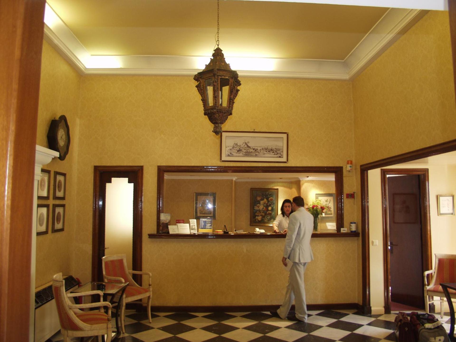 Cavalieri Hotel - Photo 87