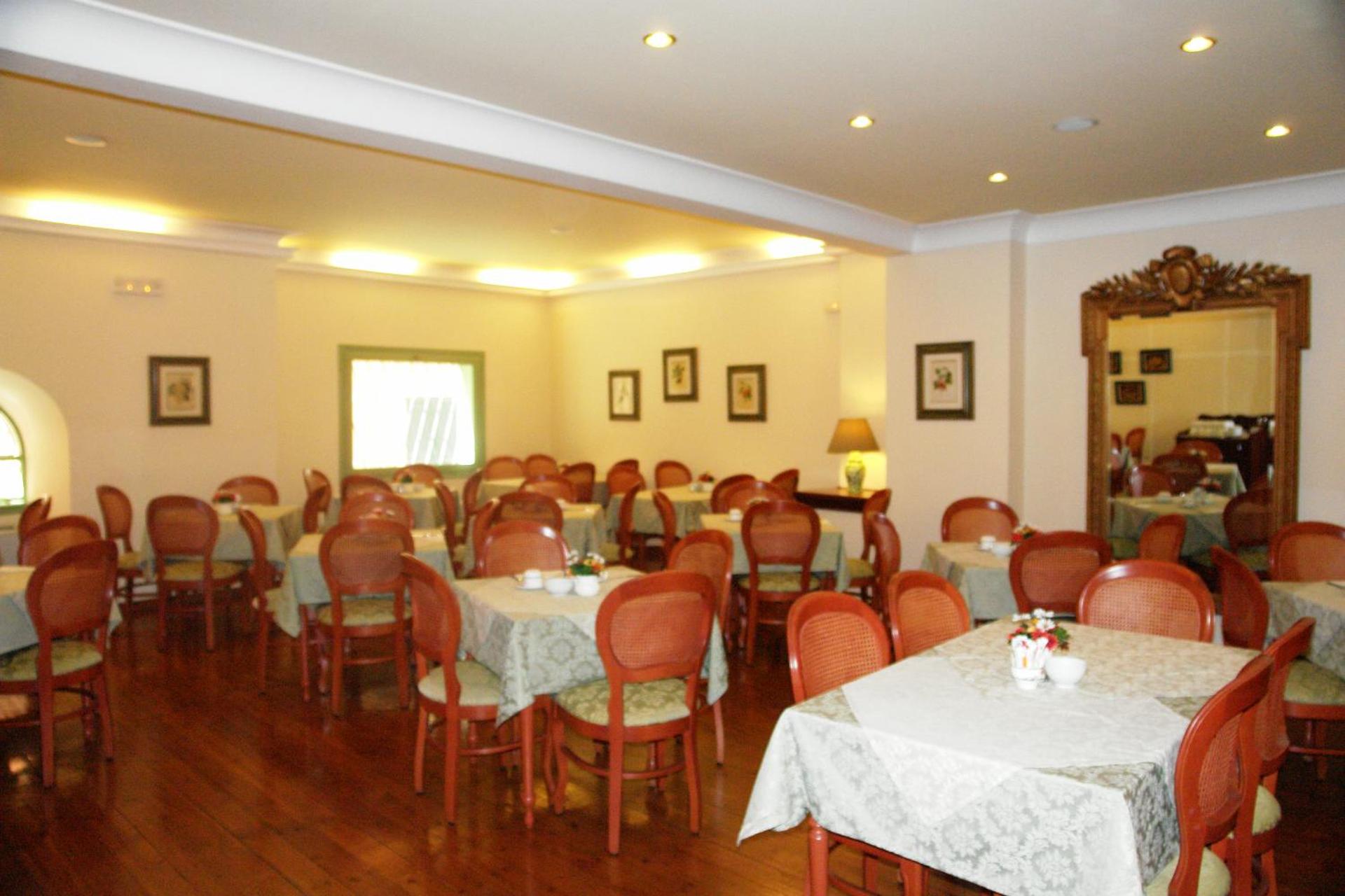 Cavalieri Hotel - Photo 95