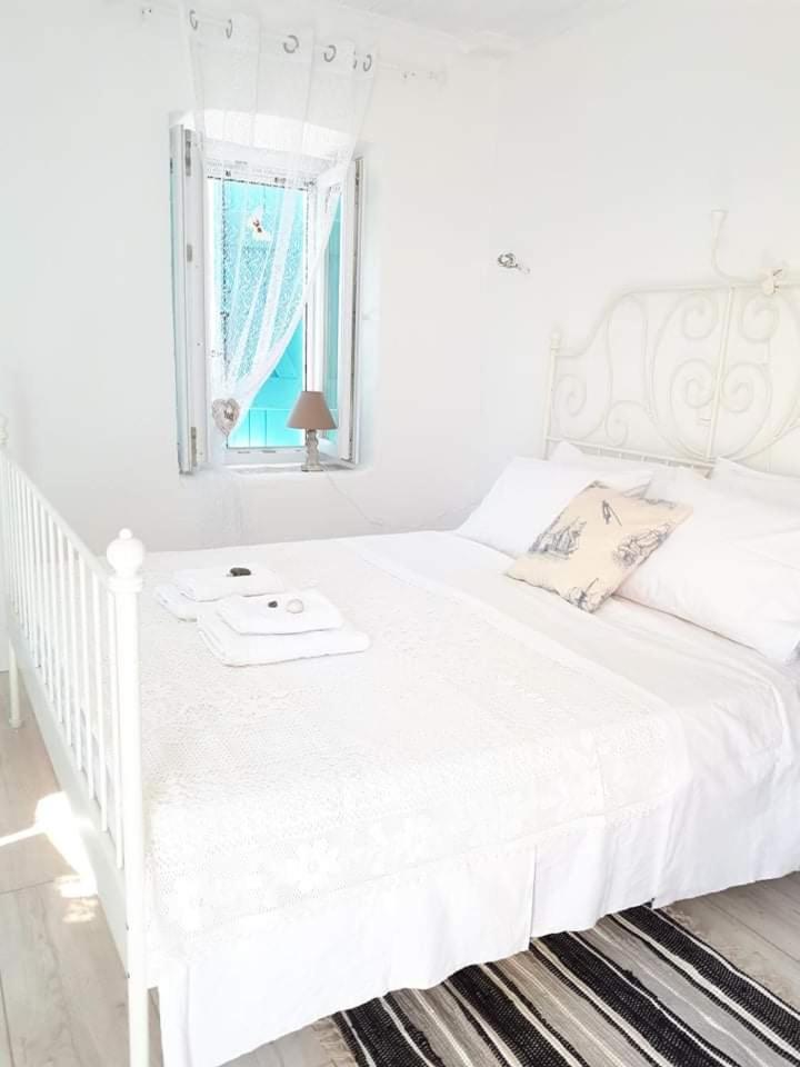 STATHIS GUESTHOUSE - Photo 4