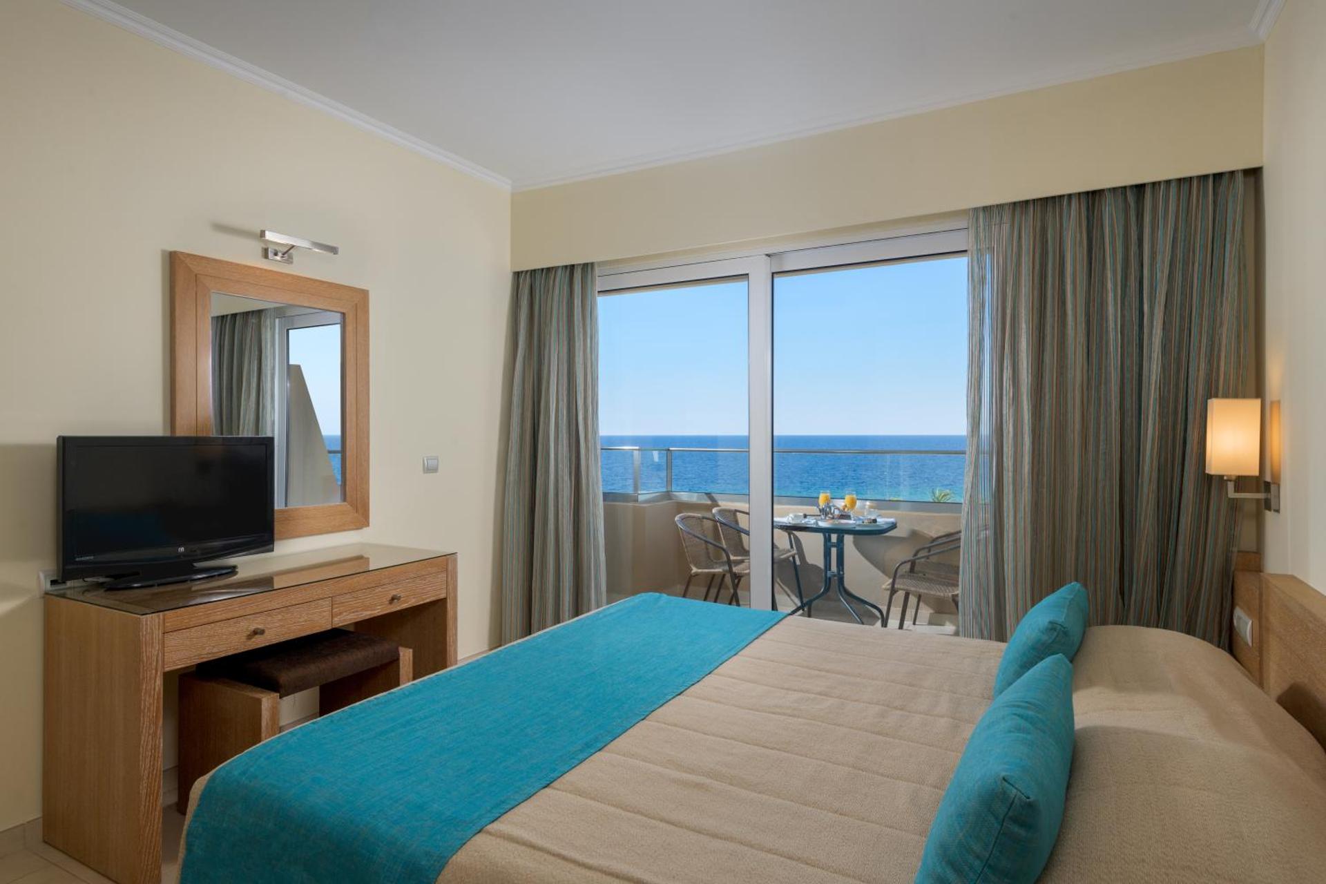 Deluxe Apartment (2-5 Adults) with Sea View