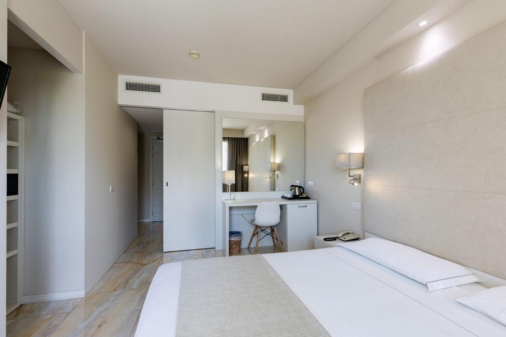 Hotel Du Parc - Photo 13