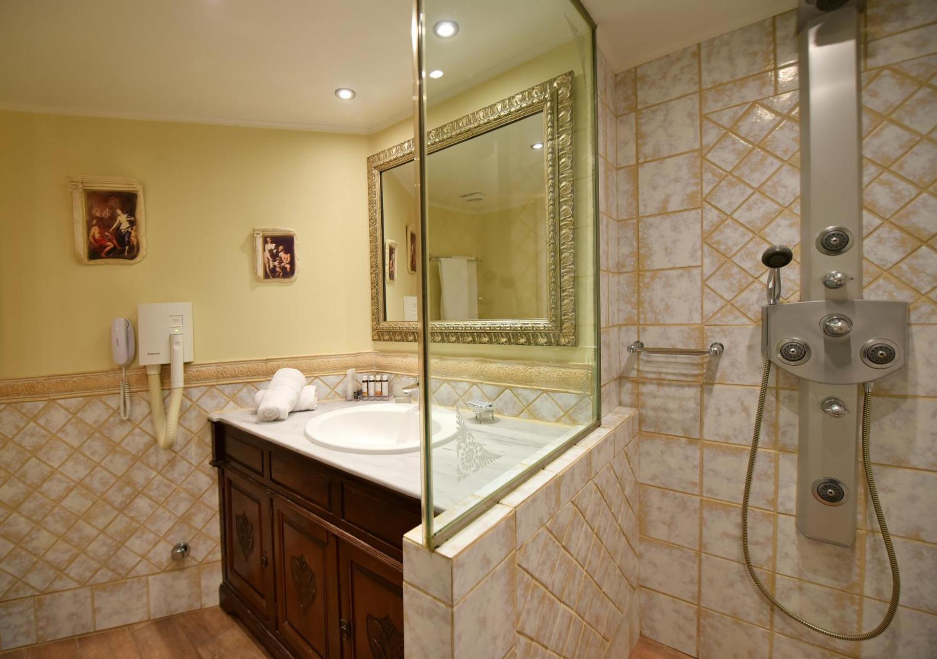 Angelica Traditional Boutique Hotel - Photo 18