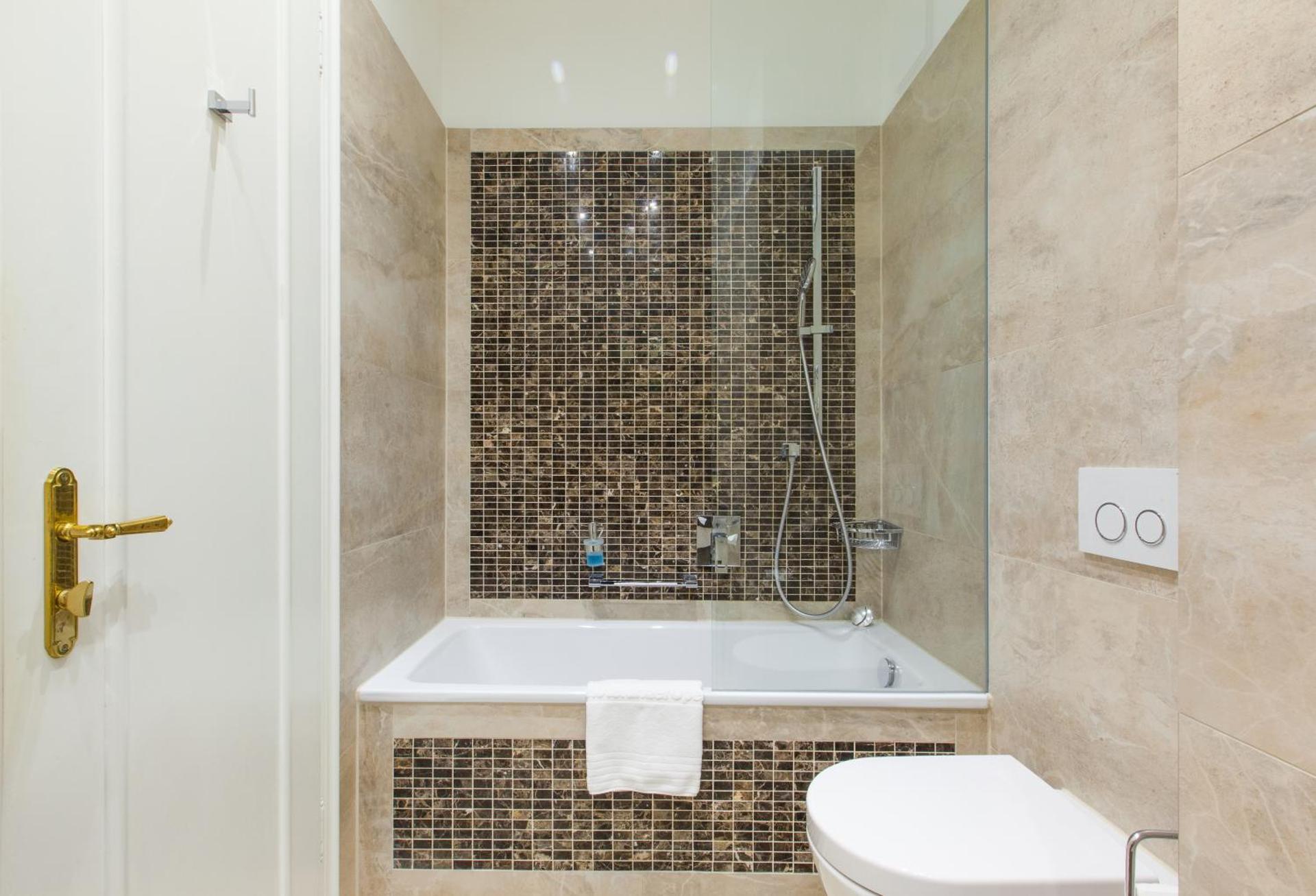 Hotel an der Oper - Photo 19