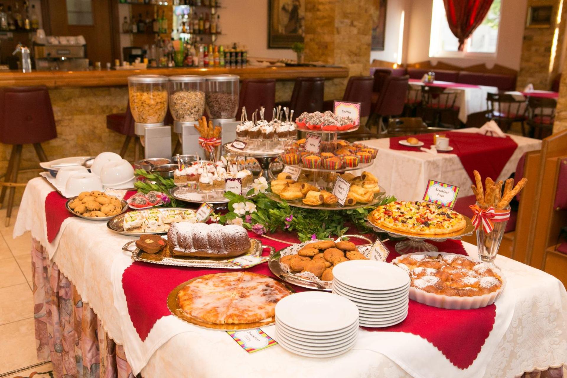 Arte Annapolis Inn - Photo 13