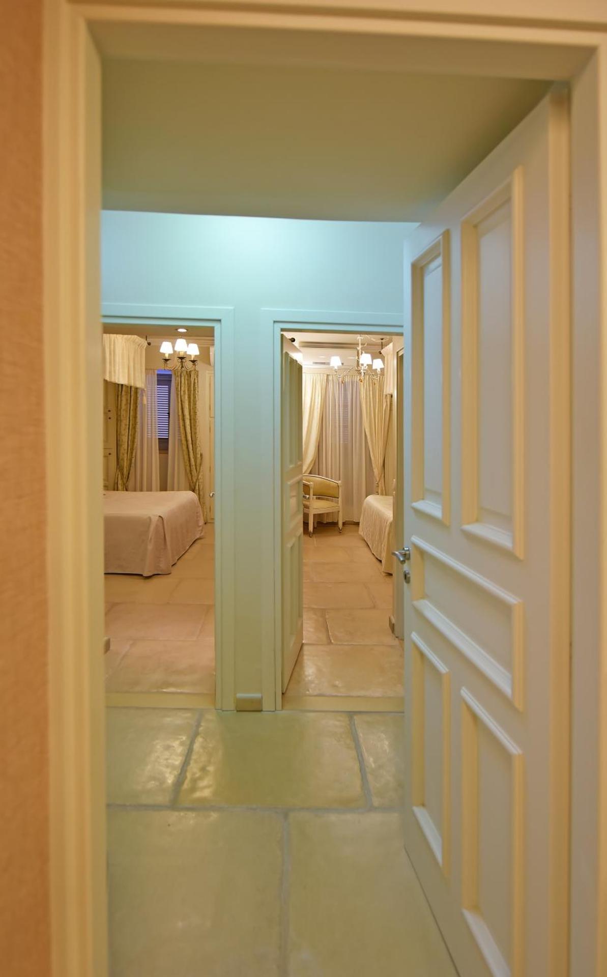 Angelica Traditional Boutique Hotel - Photo 43