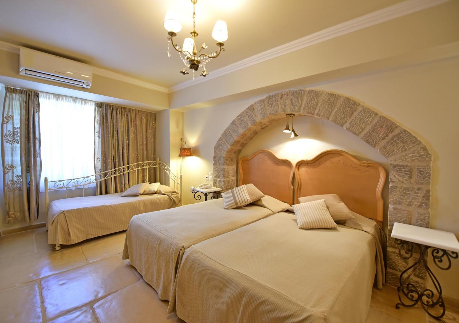Angelica Traditional Boutique Hotel - Photo 24