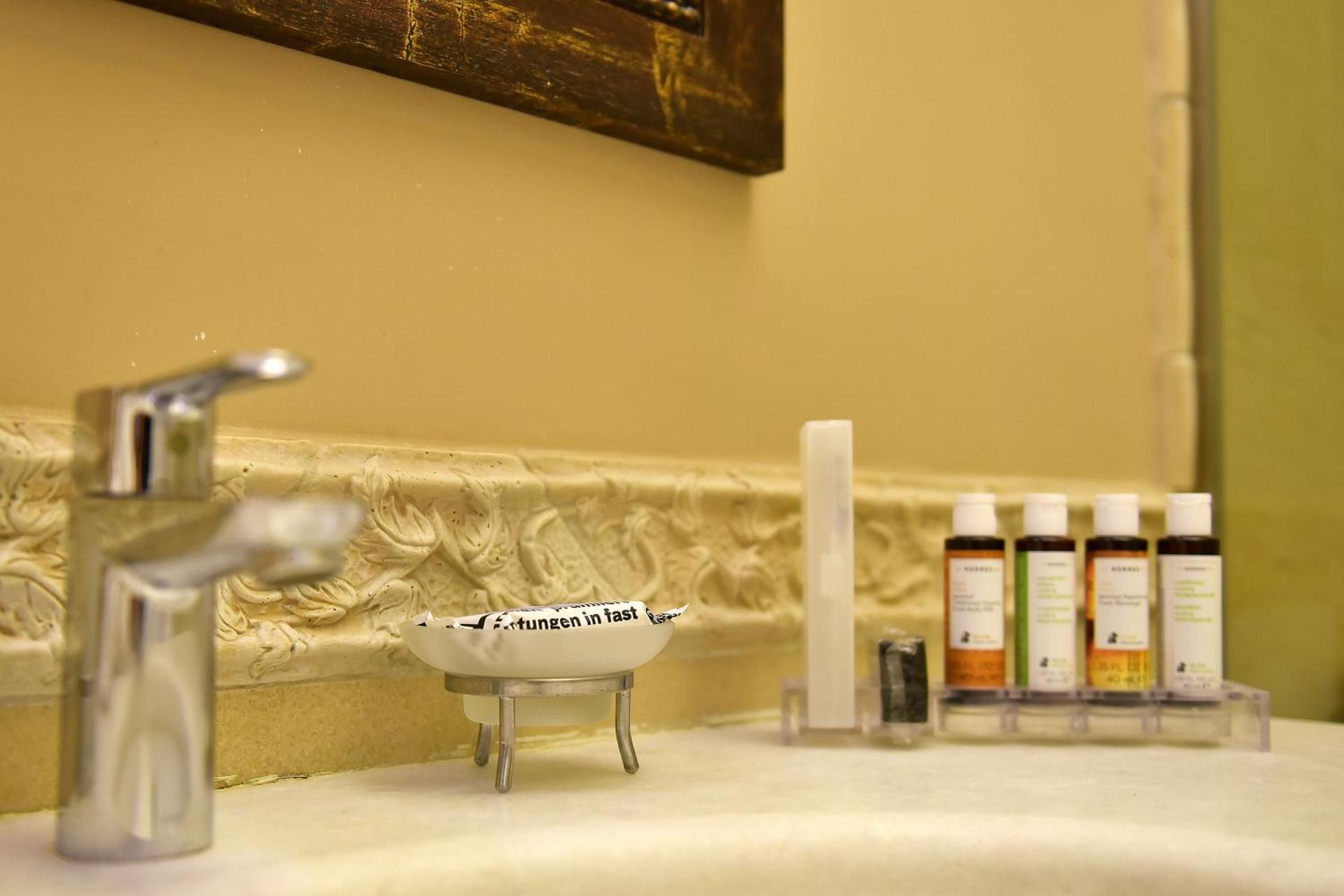 Angelica Traditional Boutique Hotel - Photo 72