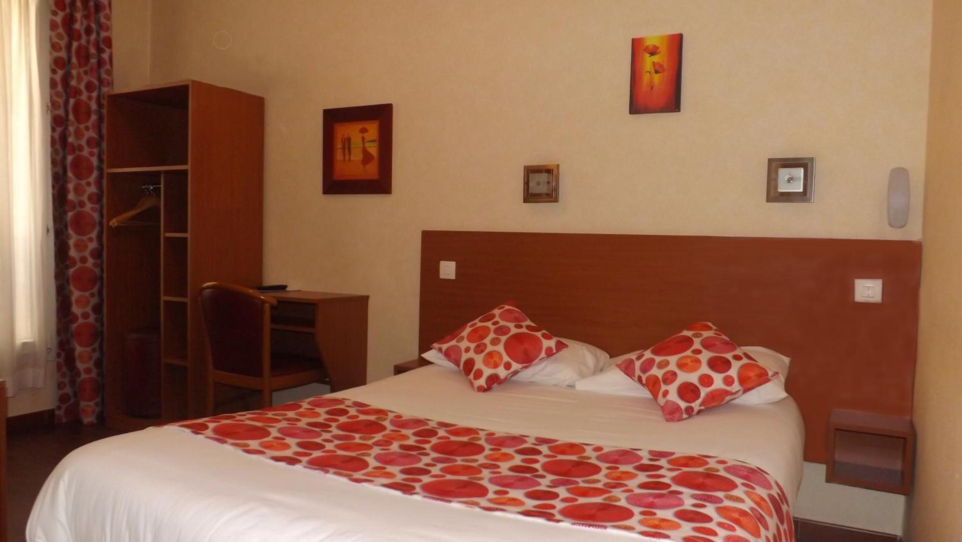 Hôtel de la Place des Alpes - Photo 20