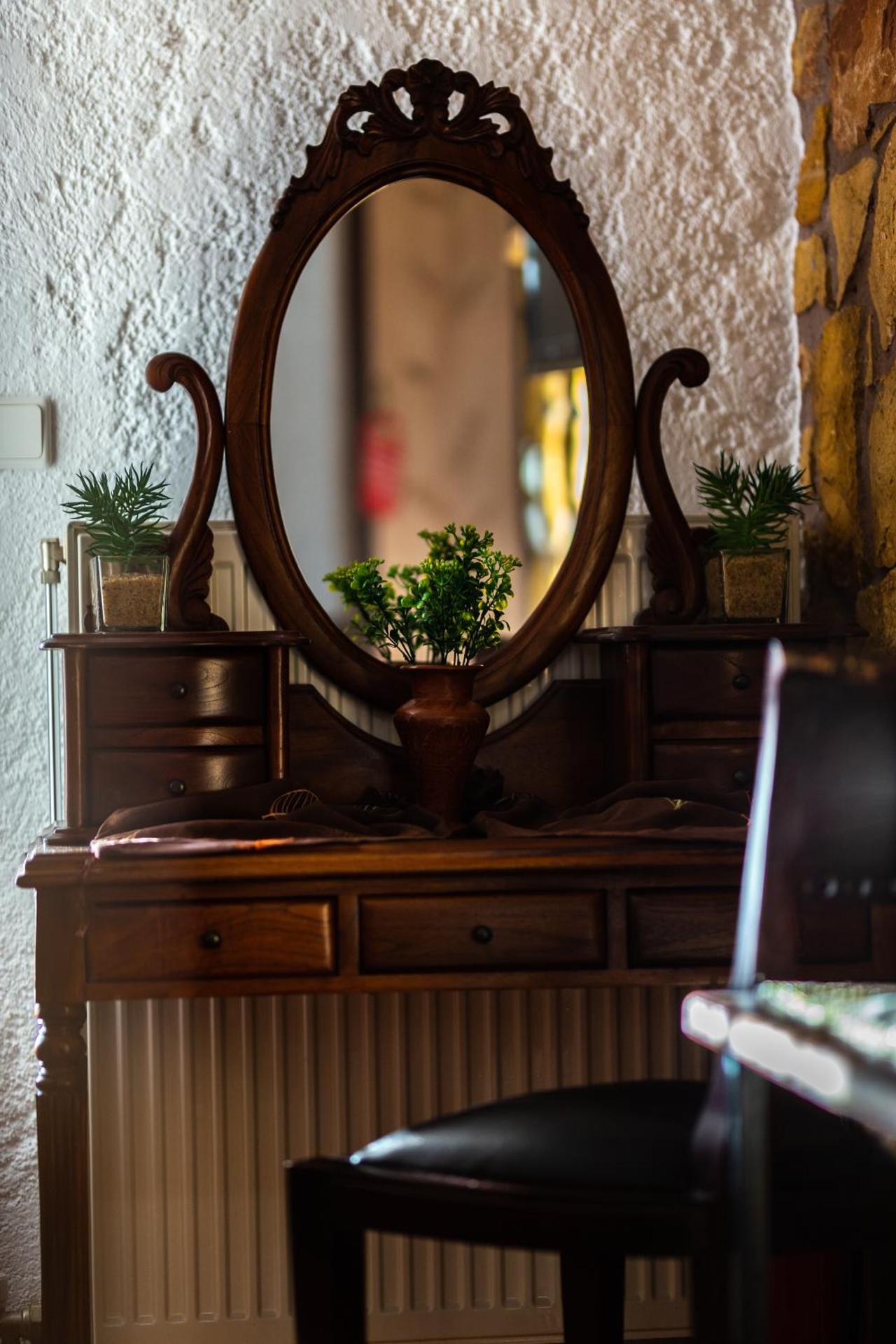 La Moara Boutique Hotel - Photo 58