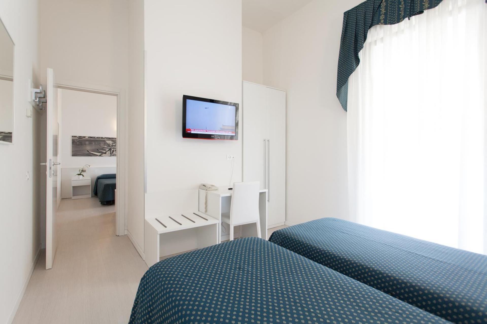 Hotel Marina - Photo 86