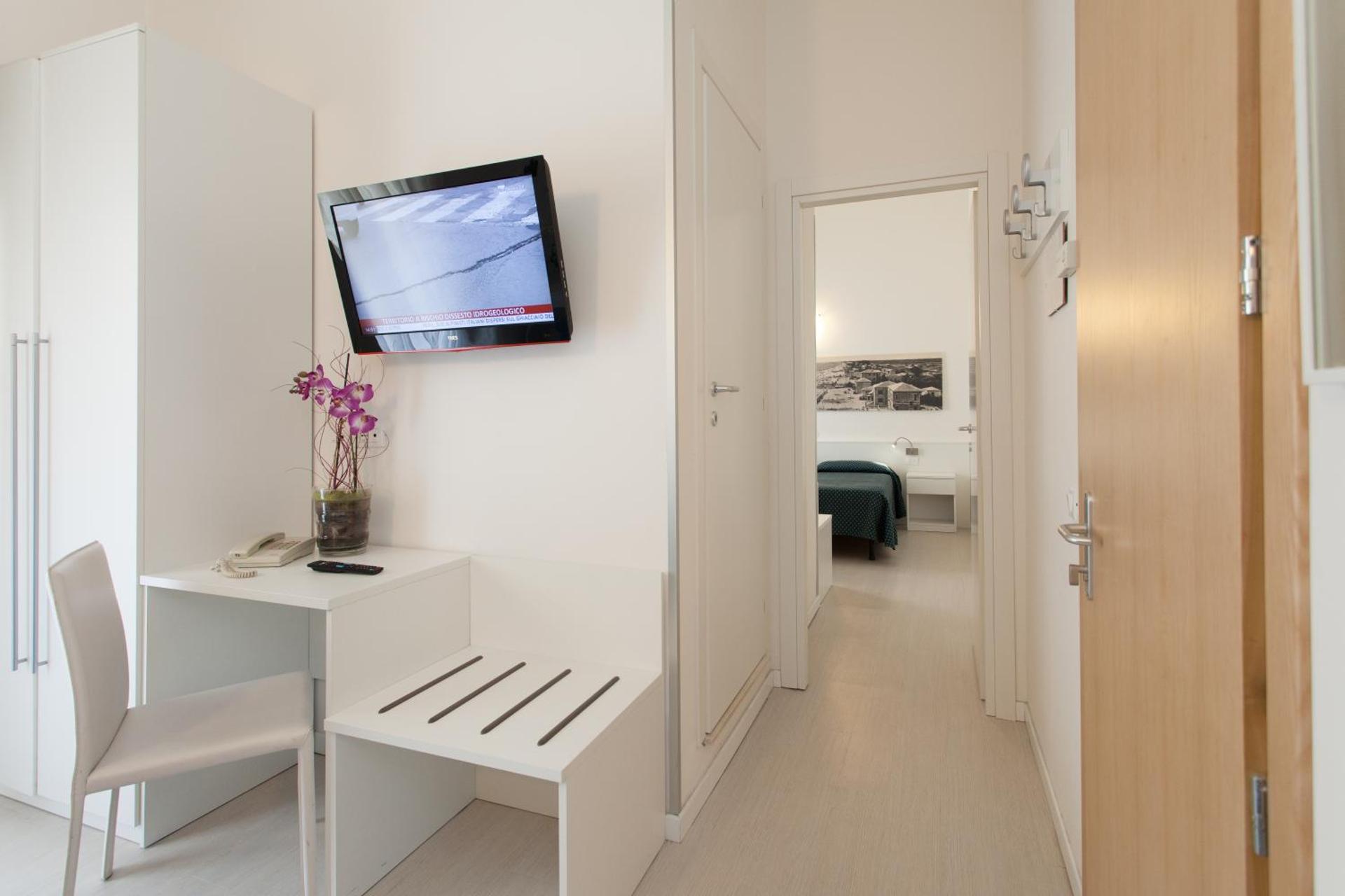 Hotel Marina - Photo 25