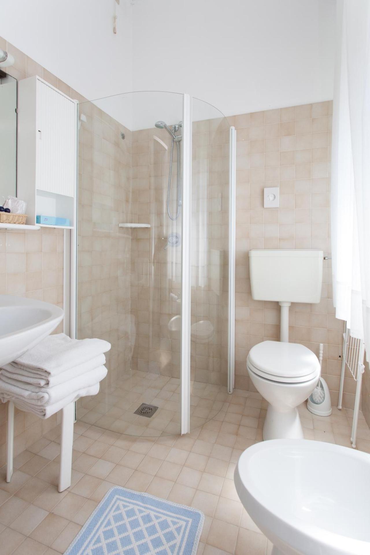 Hotel Marina - Photo 15