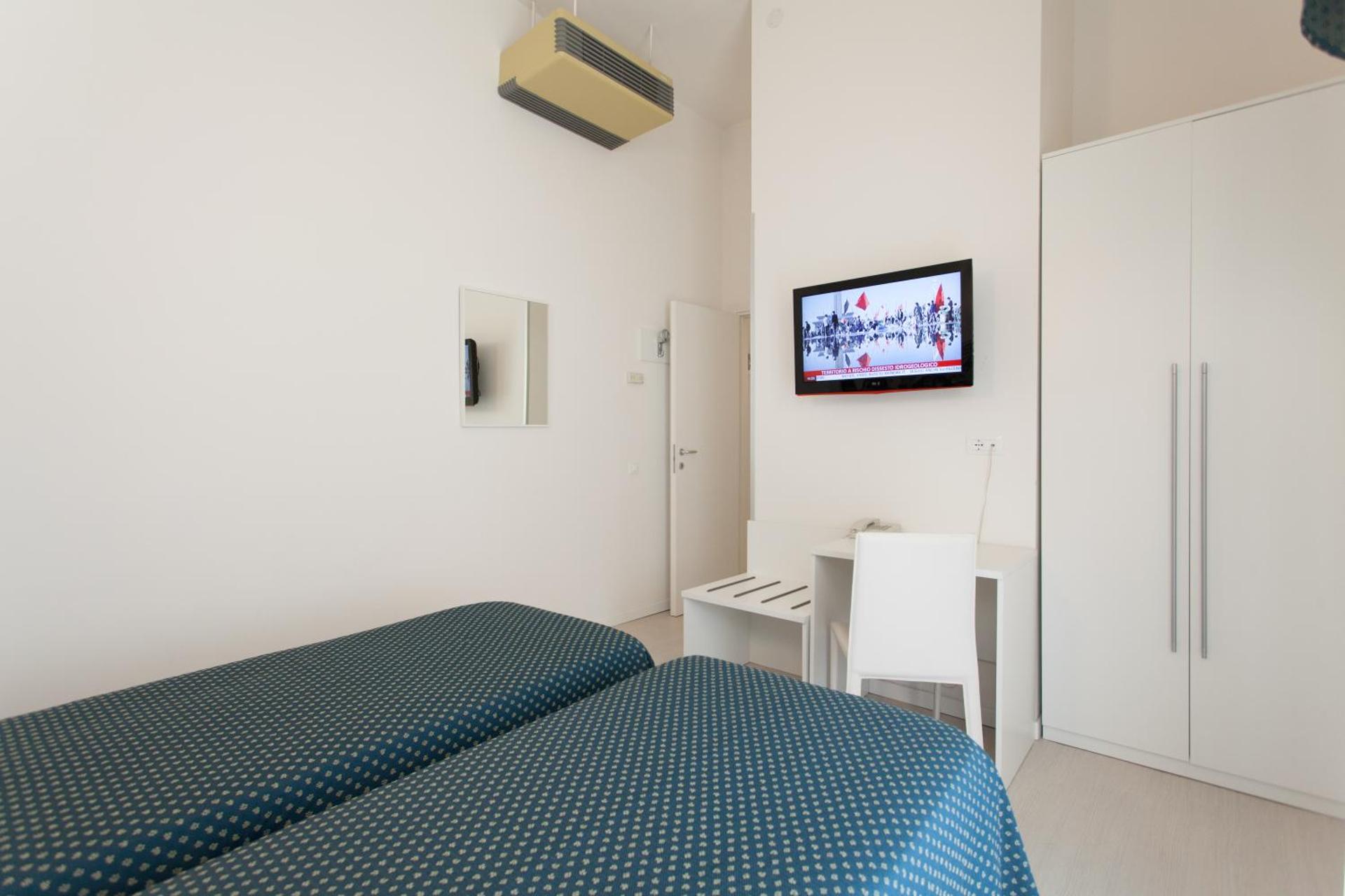 Hotel Marina - Photo 20